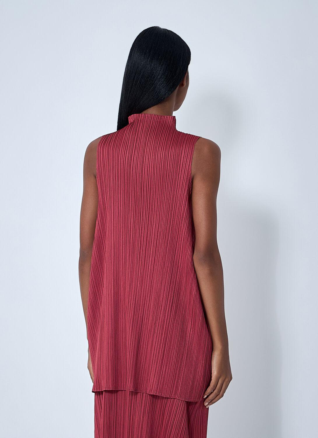 issey miyake タンクトップ イッセイミヤケ(ISSEY MIYAKE)イッセイミヤケ ISSEY MIYAKE me