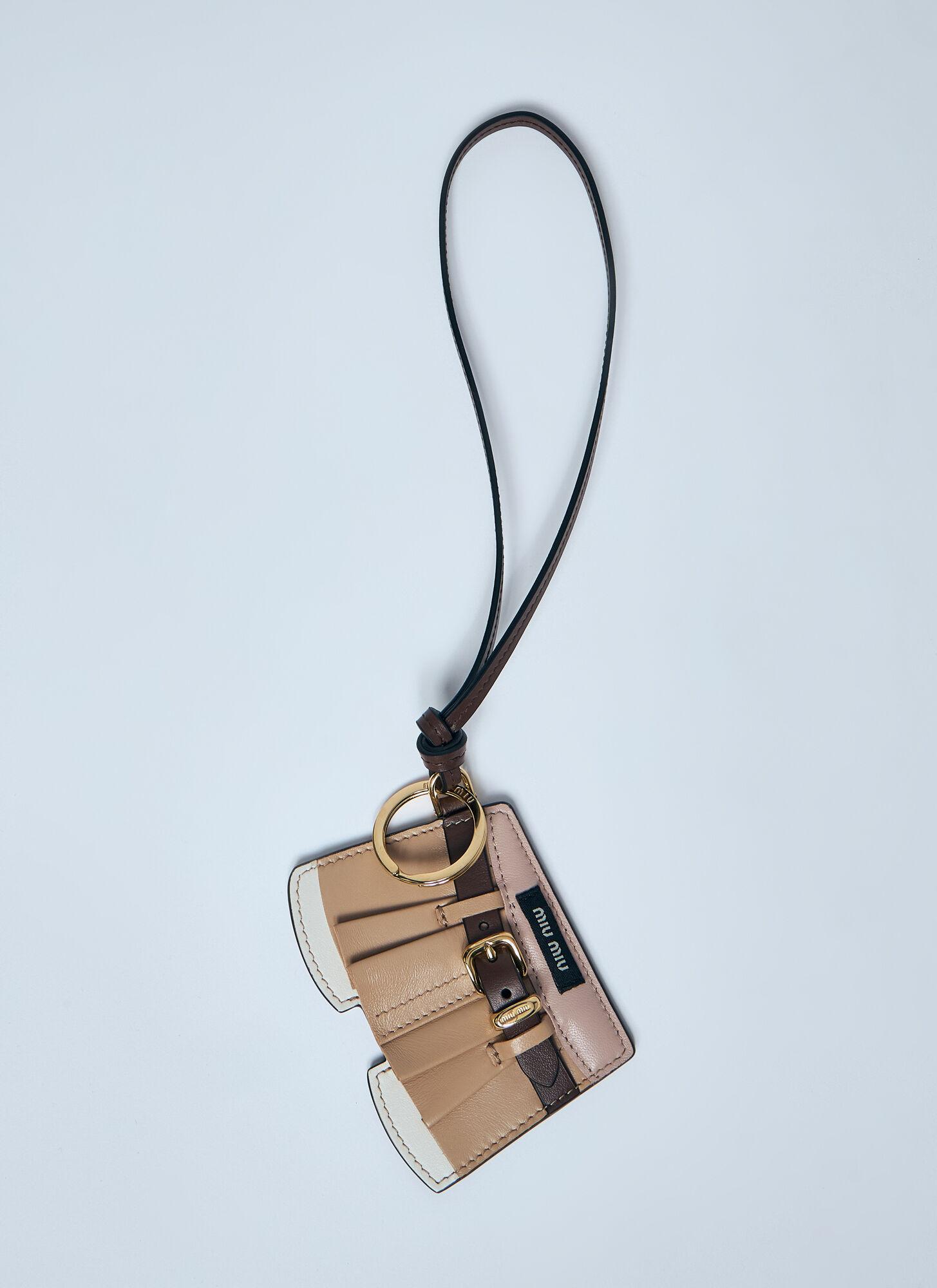 その他 MIU MIU Miu Shirt leather key ring Pervinca Miu Miu Trick keyring Pervinca colour in leather | TheDoubleF