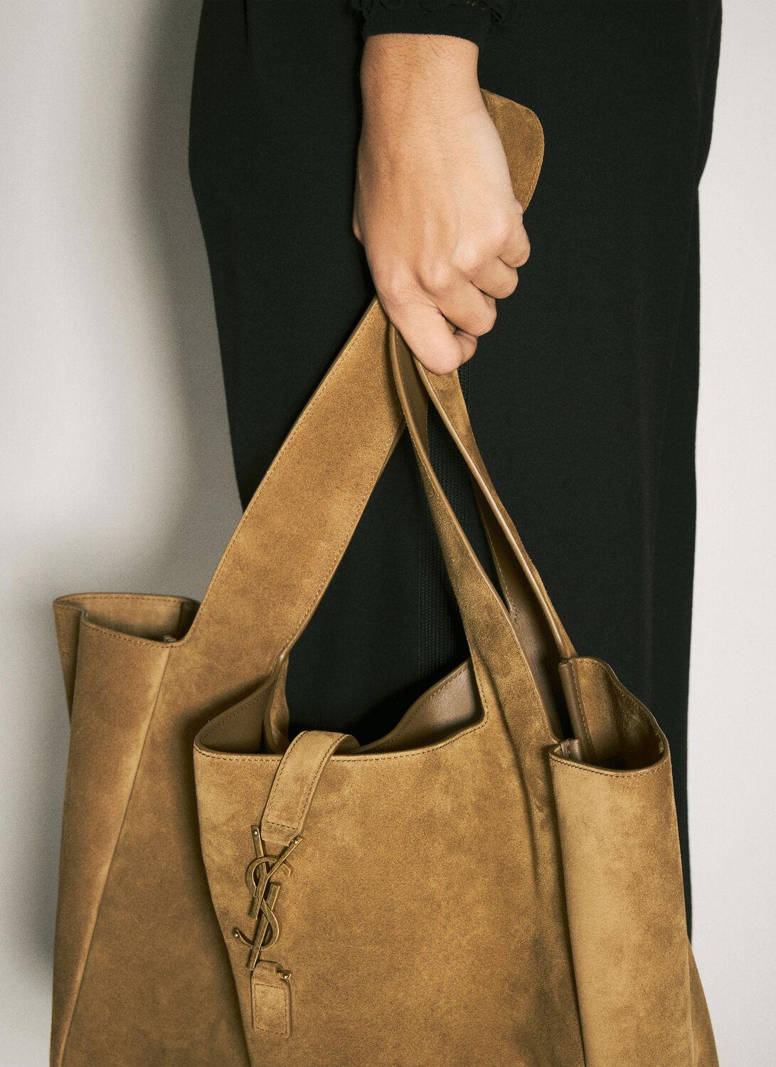 ショルダーバッグ・ポシェット SUEDE LE 5 A 7 BEA SHOULDER LE 5 À 7 BEA in suede | Saint Laurent | YSL IT