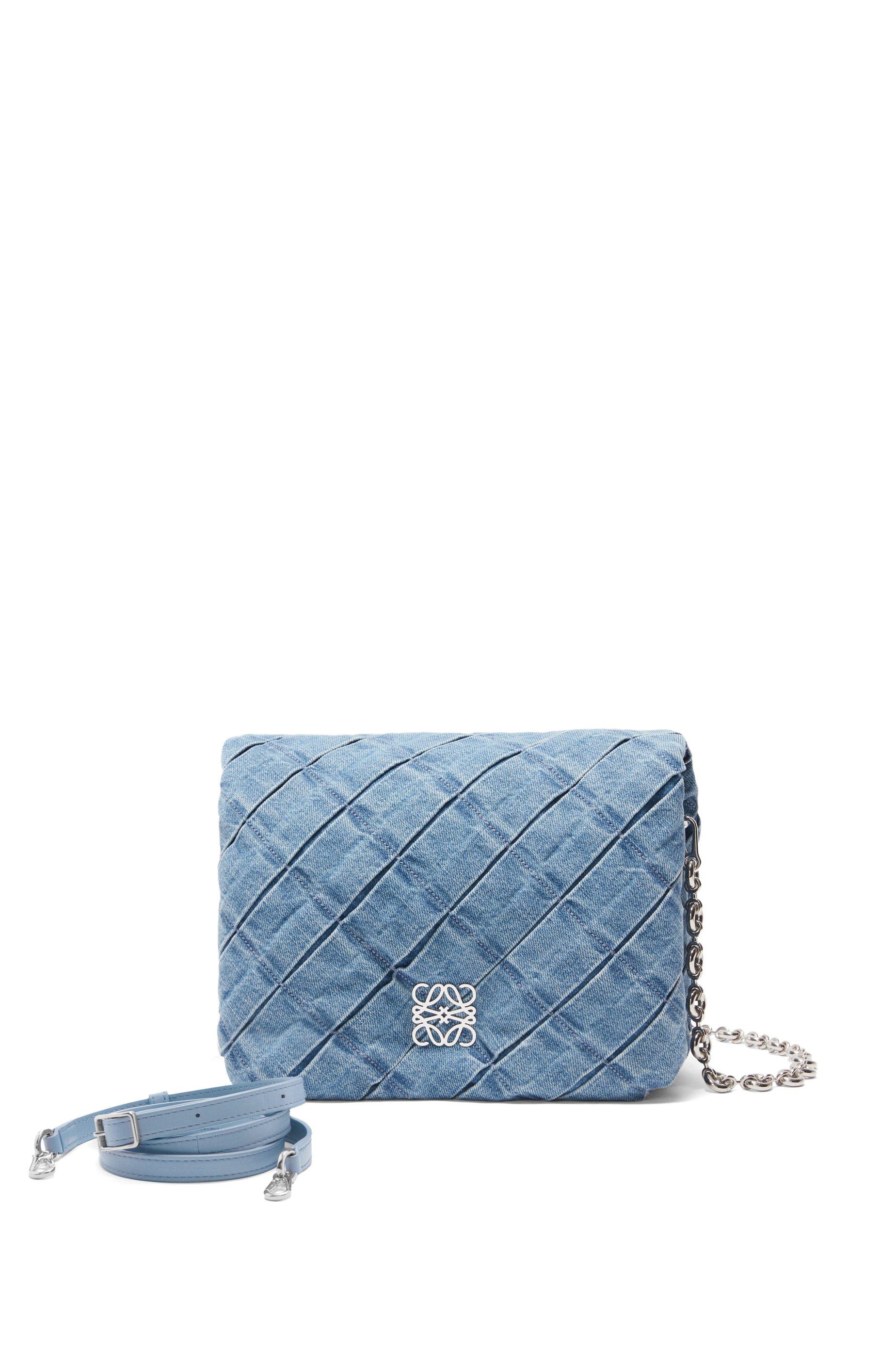 LOEWE セール★ GOYA PUFFER PLEATED BAG★BLUE Loewe Medium Goya Puffer Bag In Pleated Washed Denim in Blue