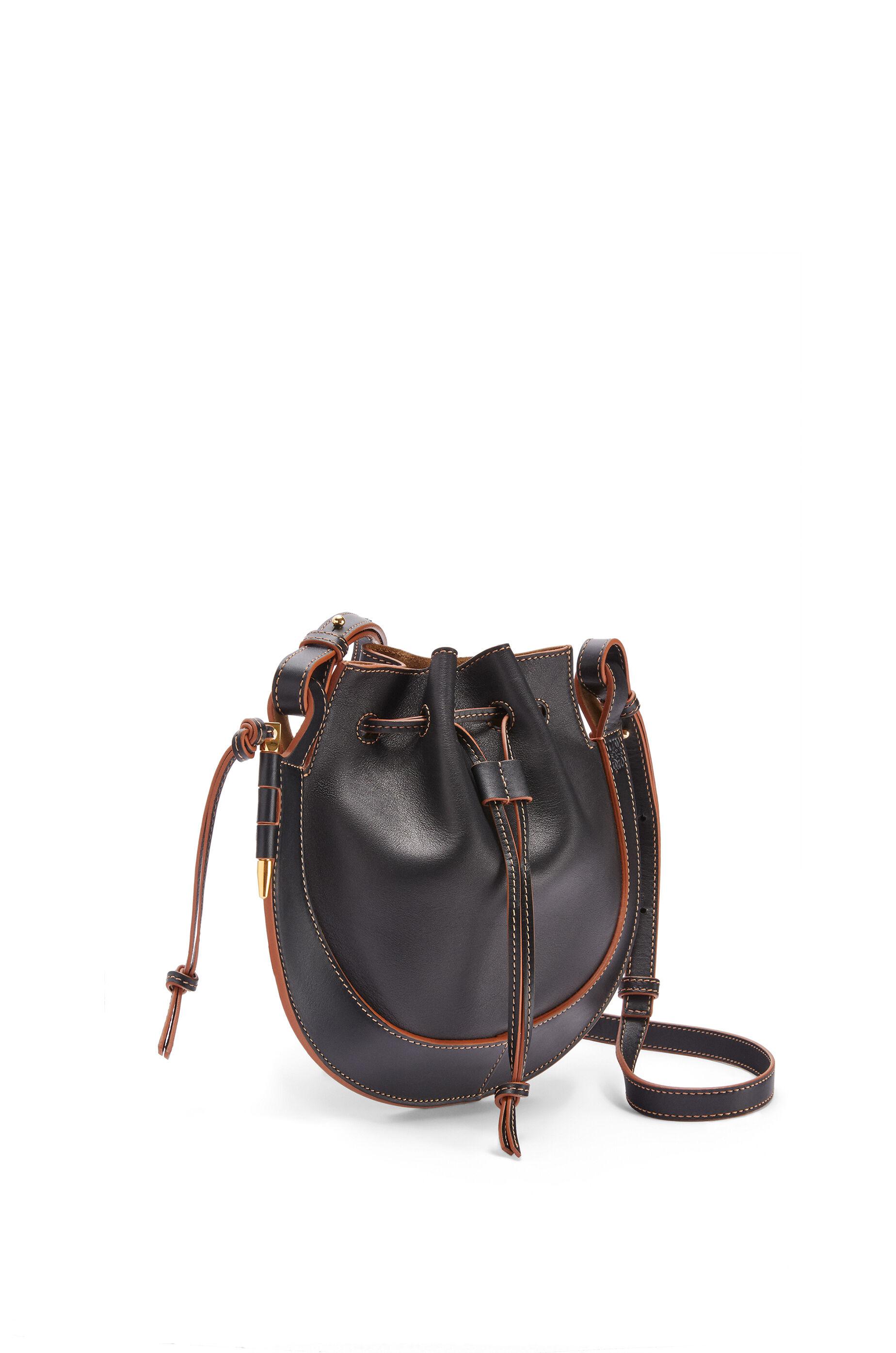 Loewe Women Horseshoe Bag in Nappa Calfskin-Black