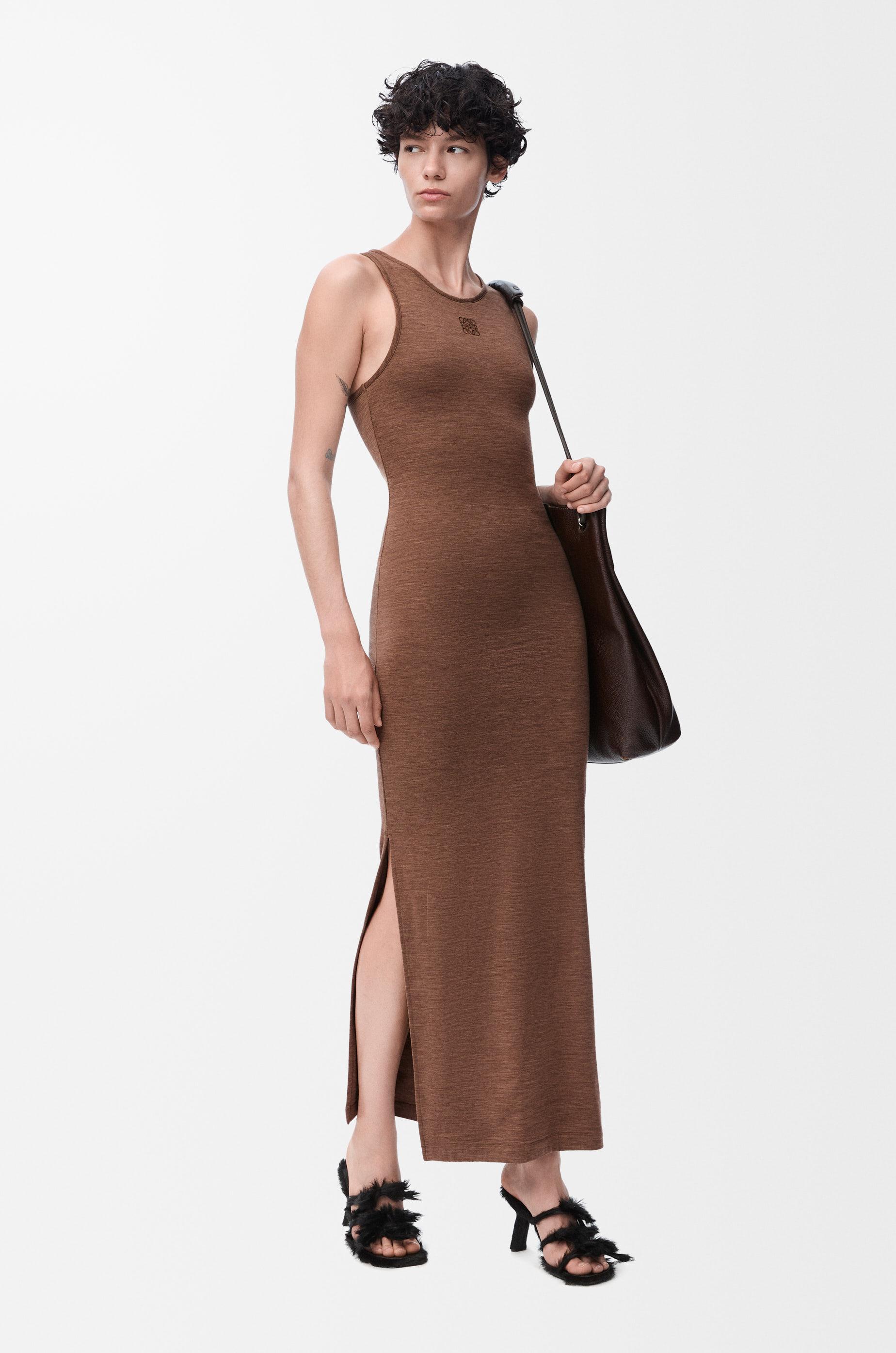 ワンピースその他 Loewe Brown wool dress with Anagram logo Loewe Wool Dress With Anagram Logo in Brown | Lyst