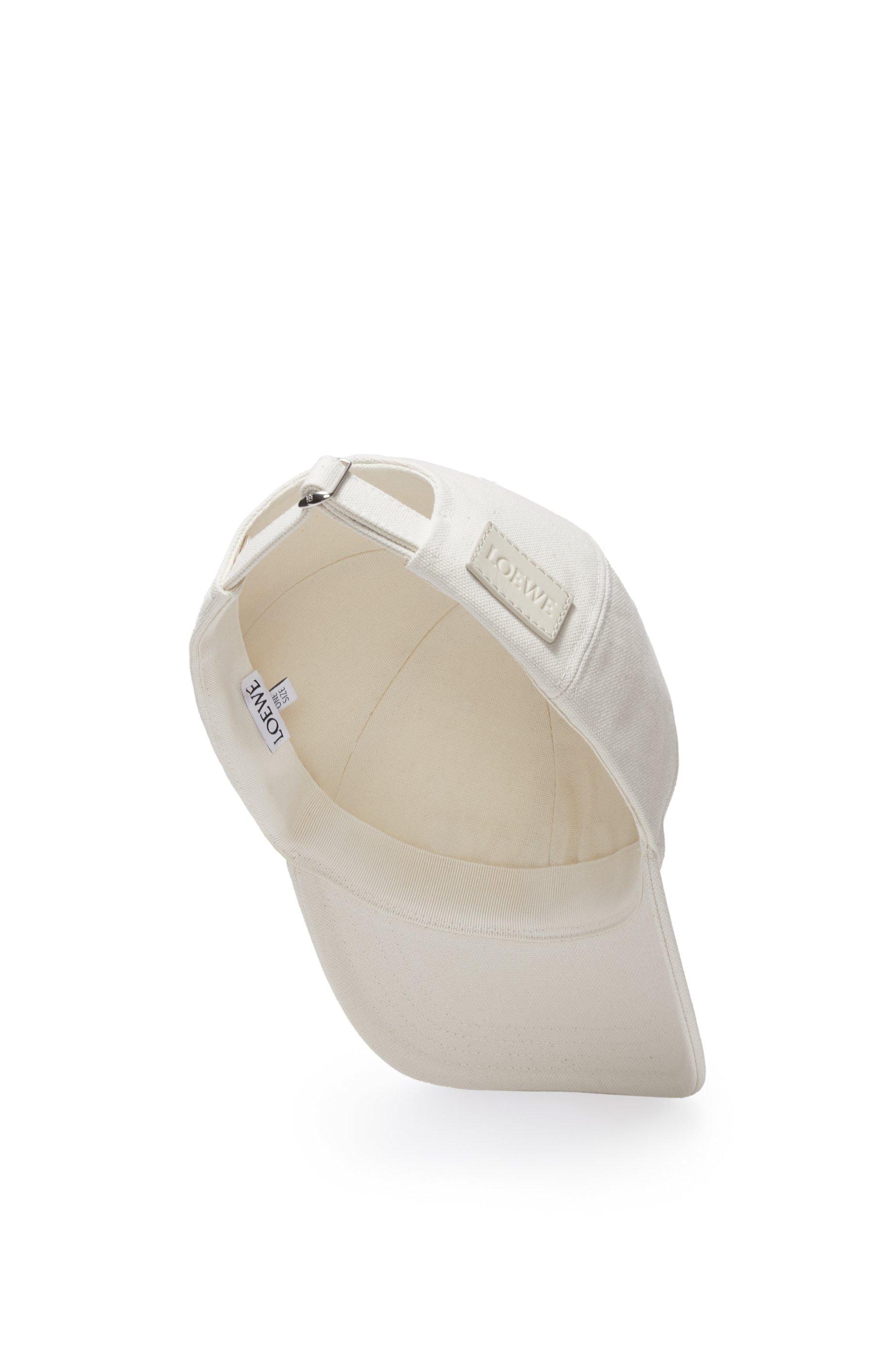 Loewe large wings leather hat