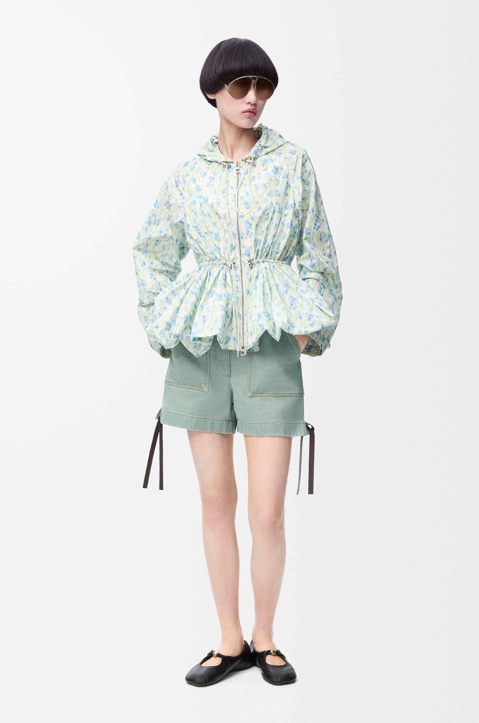 ショートパンツ LOEWE Women Shorts  Burmudas S540Y04XAW LIGHTBLUE Loewe Shorts for Women | NET-A-PORTER