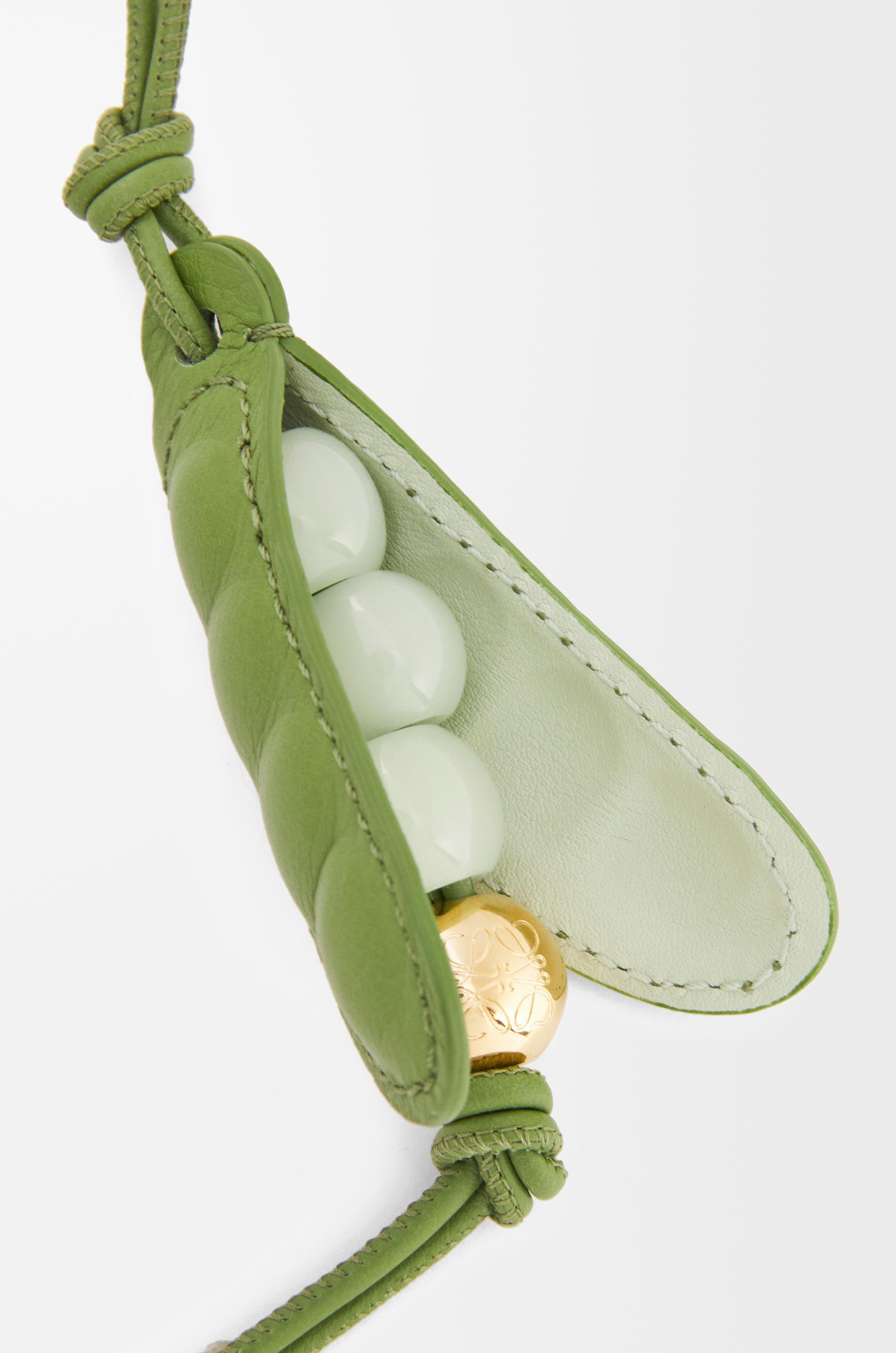 Loewe Pea Pod Charm | Lyst