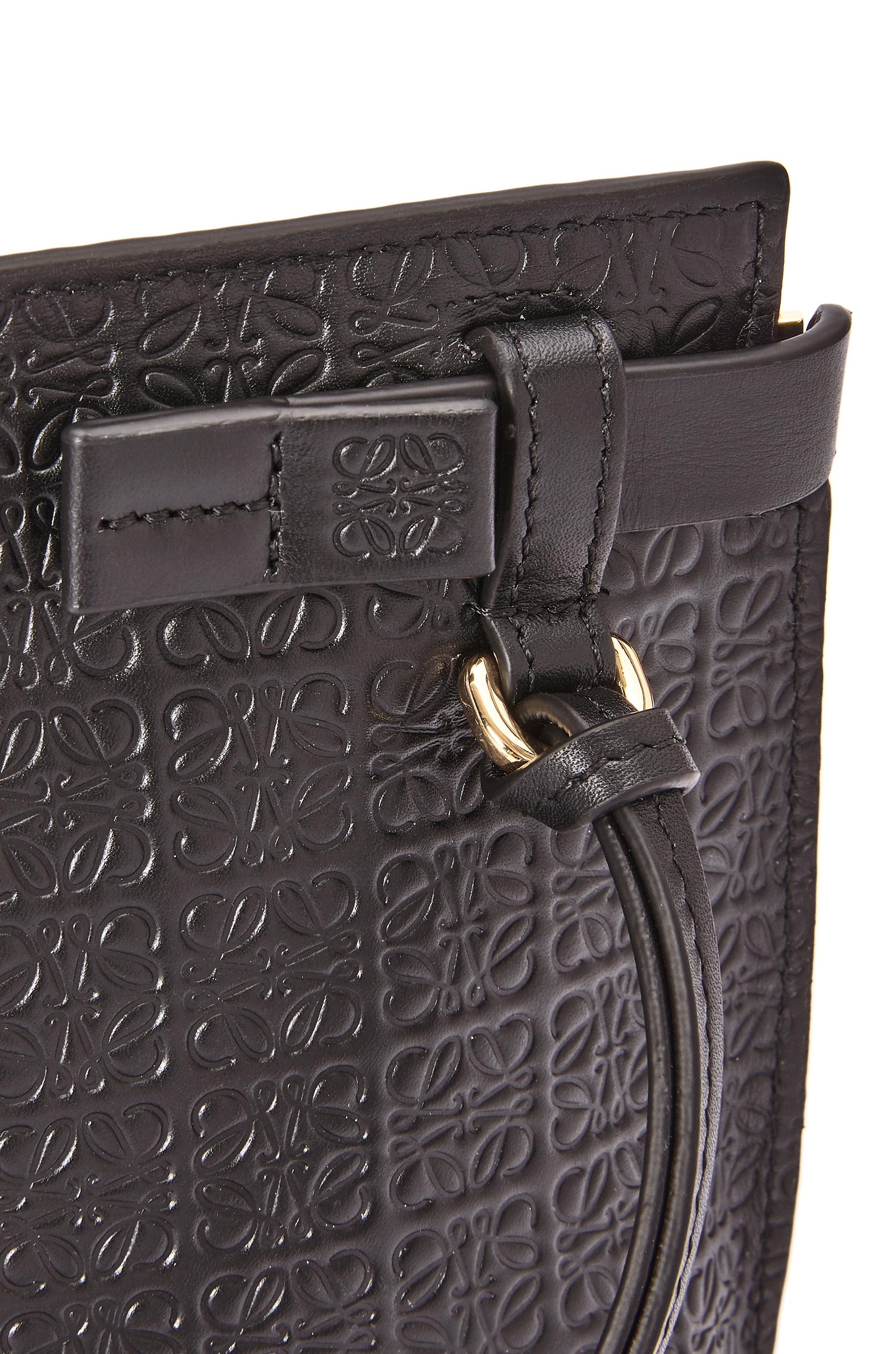 loewe t pouch repeat