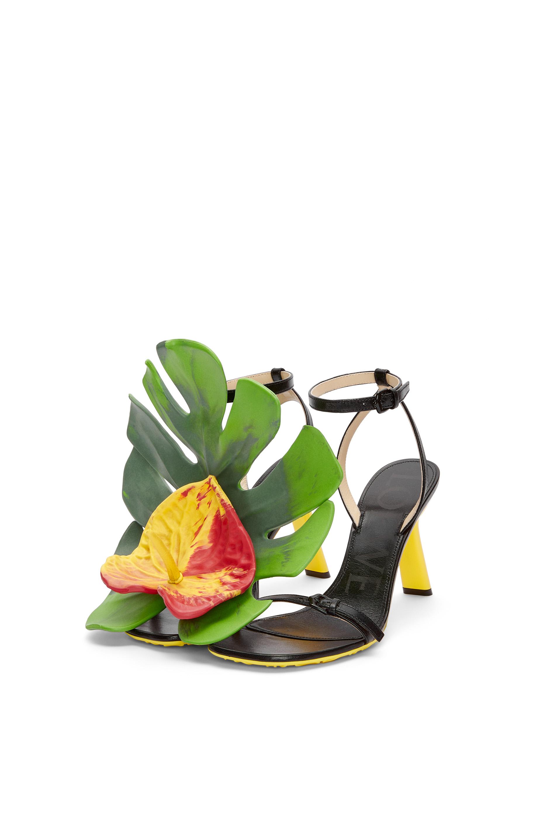 Loewe Luxury Petal Sandal In Lambskin in Green | Lyst