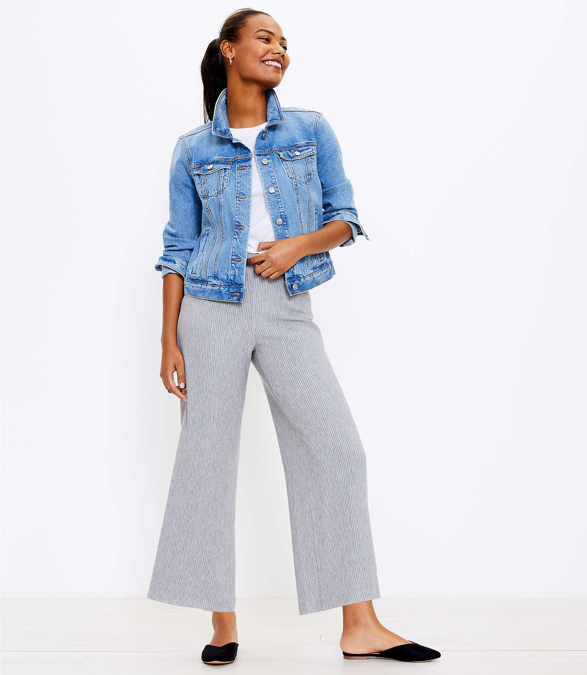 LOFT Petite Pull On Wide Leg Pants in 