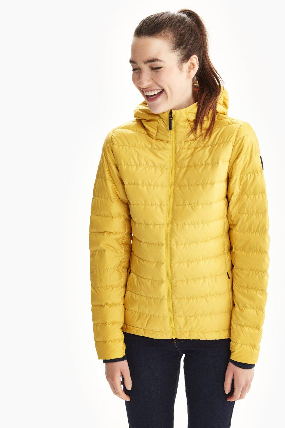 Lolë Synthetic Claudia Packable Jacket in Yellow Save 23 Lyst