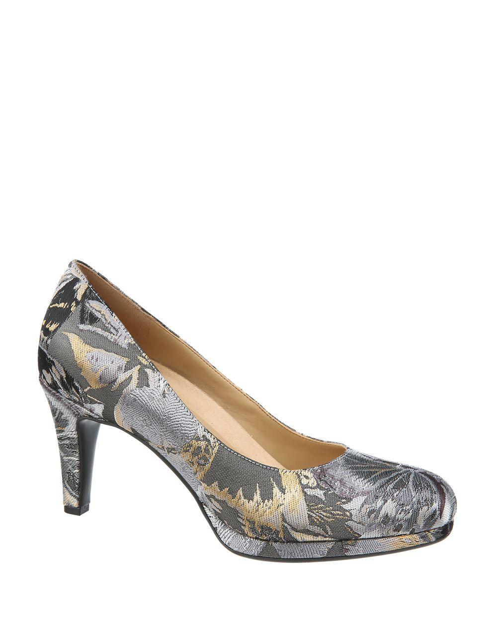 Lord and taylor naturalizer best sale