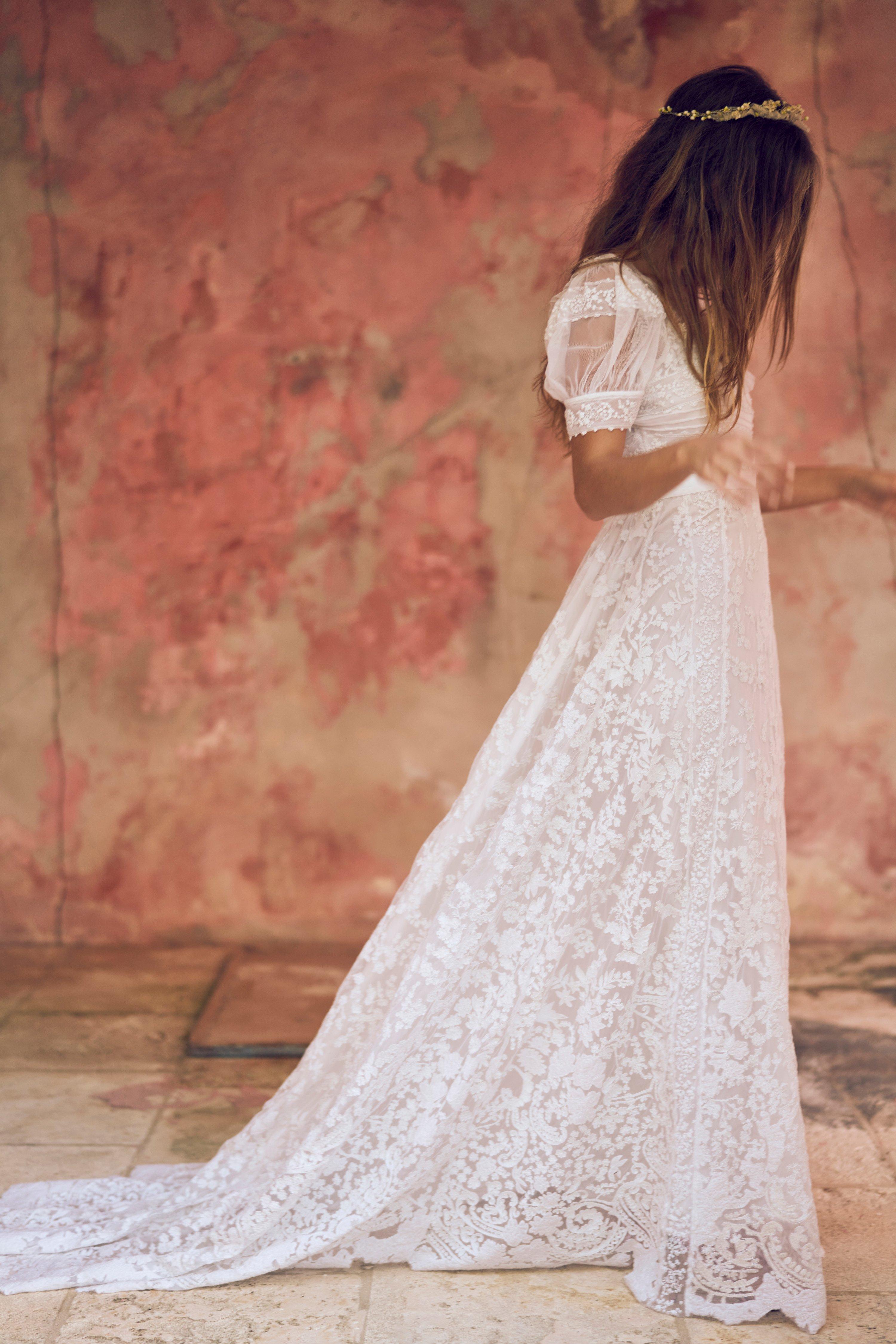 loveshackfancy gown