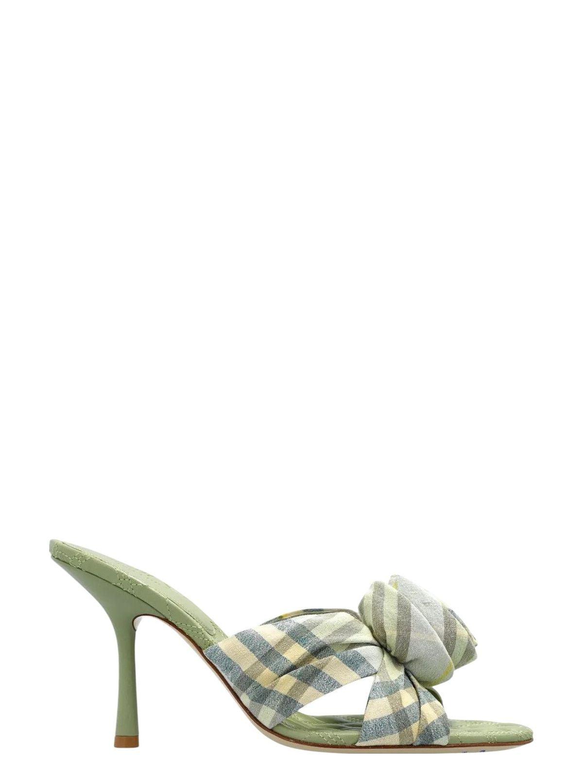 サンダル・ミュール BURBERRY EMBROIDERED FABRIC MEWS MULES Burberry Embroidered Fabric Mews Mules in Metallic | Lyst
