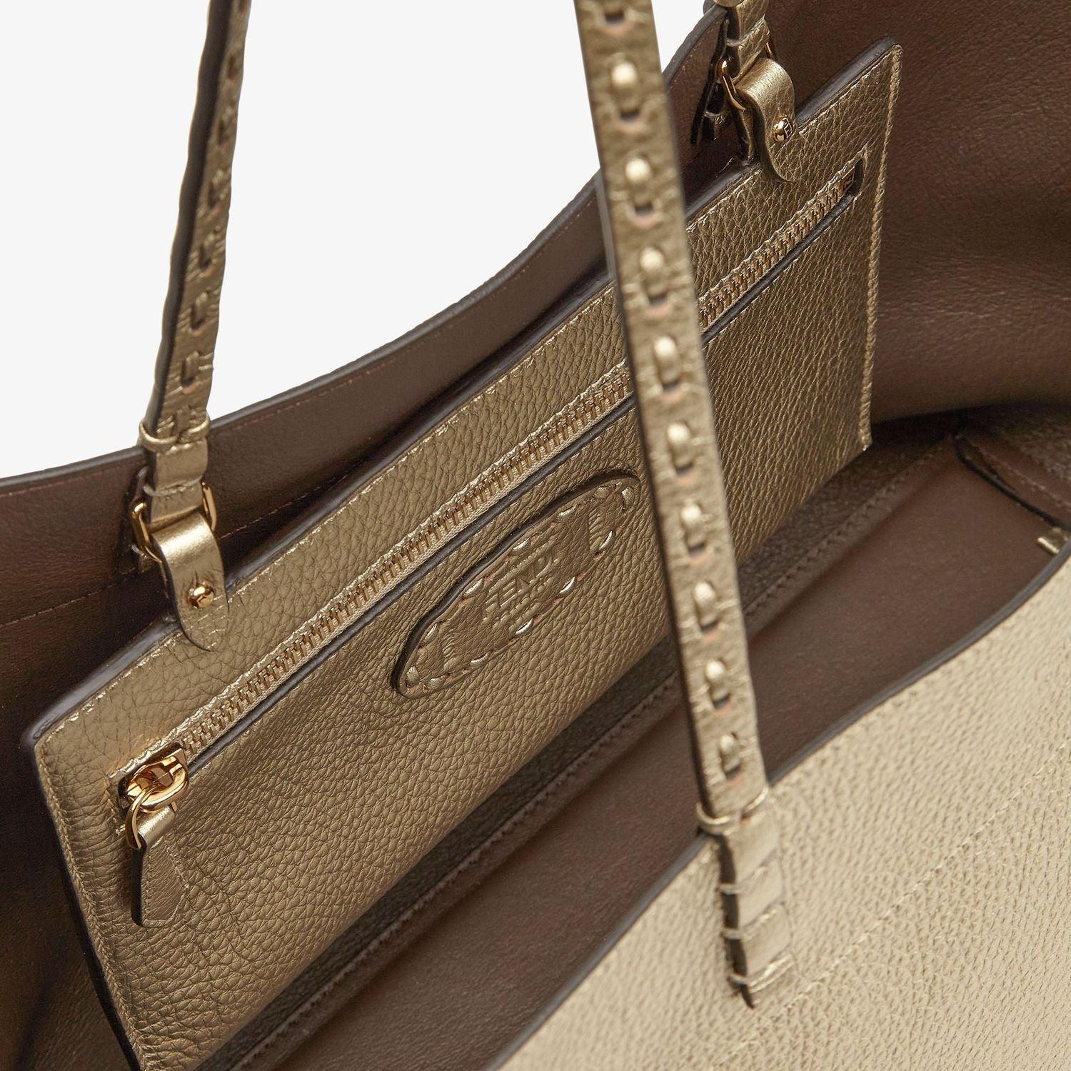 【FENDI】ROLL MEDIA SELLERIA MACRO◆8BH428ALVK Fendi Roll Media Selleria Macro in Natural | Lyst