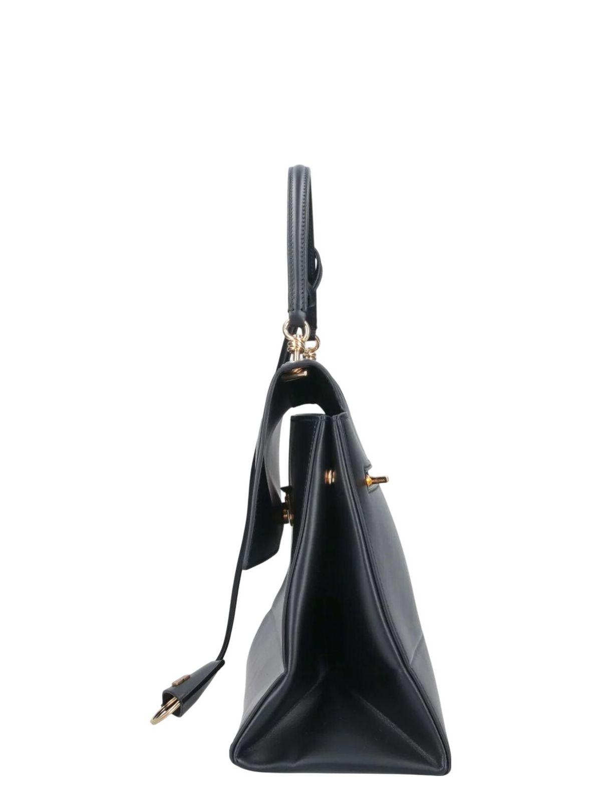 【Balenciaga】NANO TOP HANDLE M◆8292932ABTZ Women's Nano Handbag Medium in Black | Balenciaga US