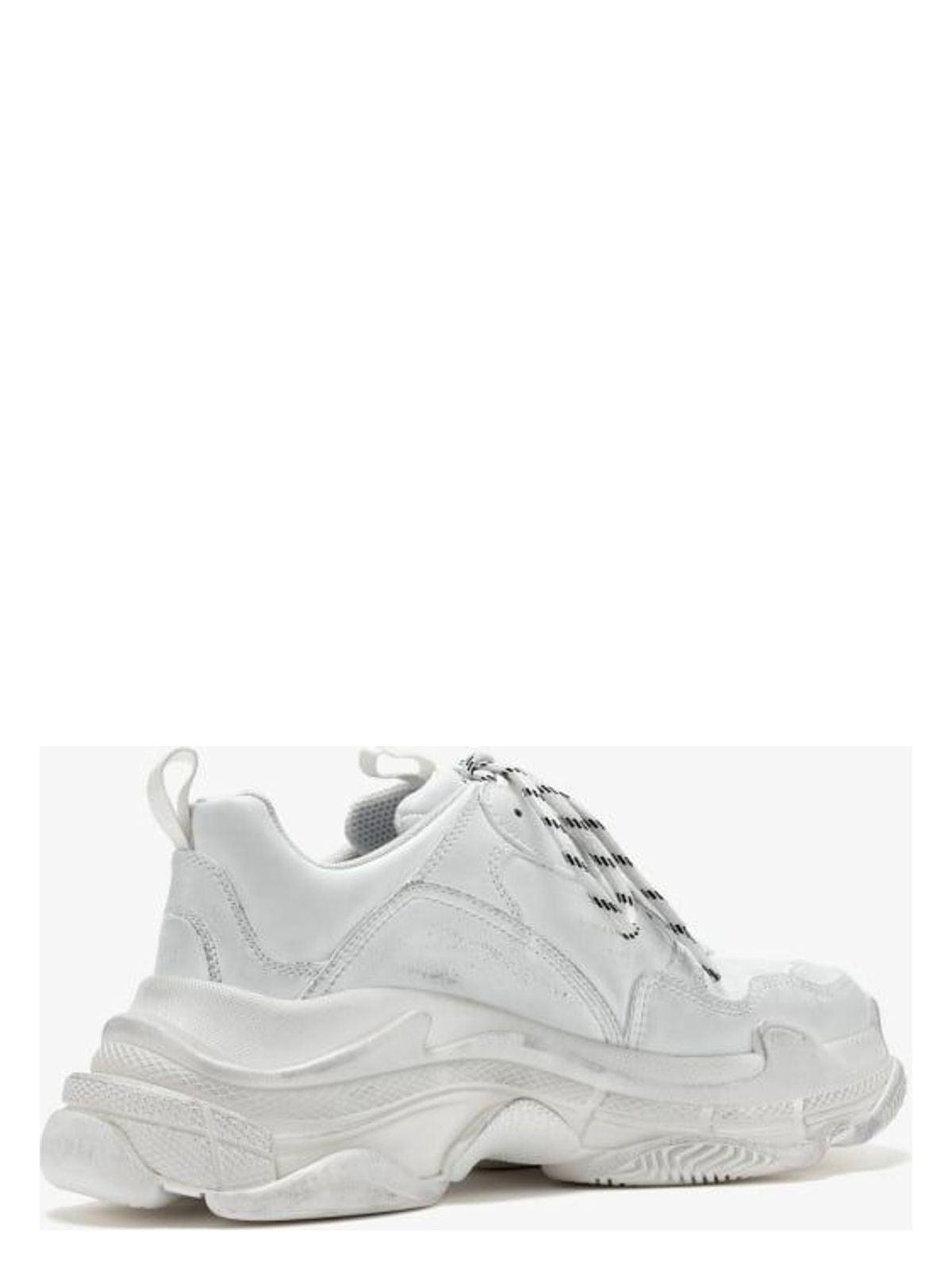 Balenciaga Triple S Paint Logo Sneaker in White for Men | Lyst