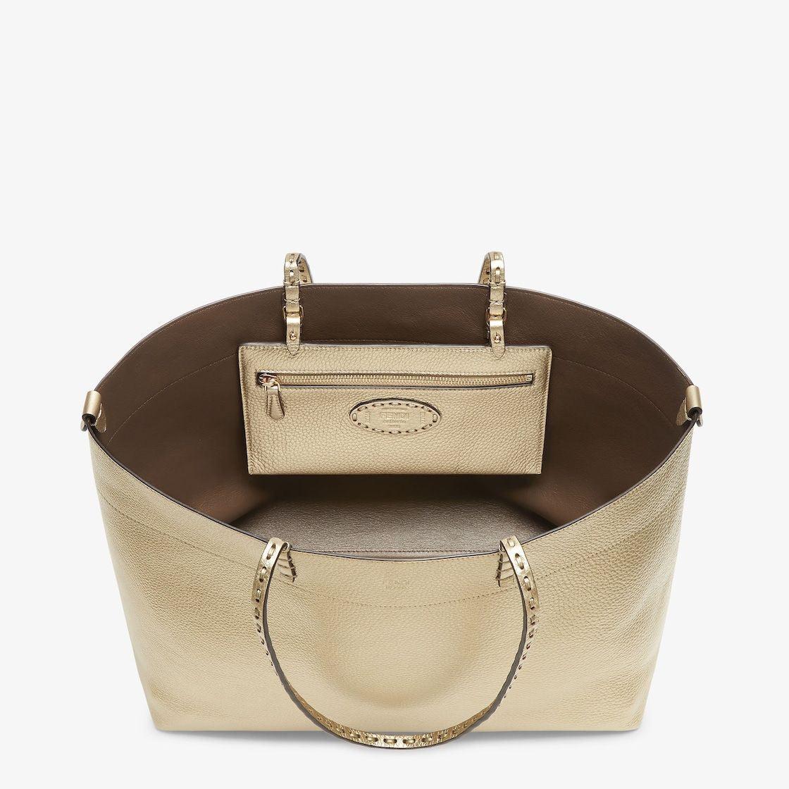 【FENDI】ROLL MEDIA SELLERIA MACRO◆8BH428ALVK Fendi Roll Media Selleria Macro in Natural | Lyst