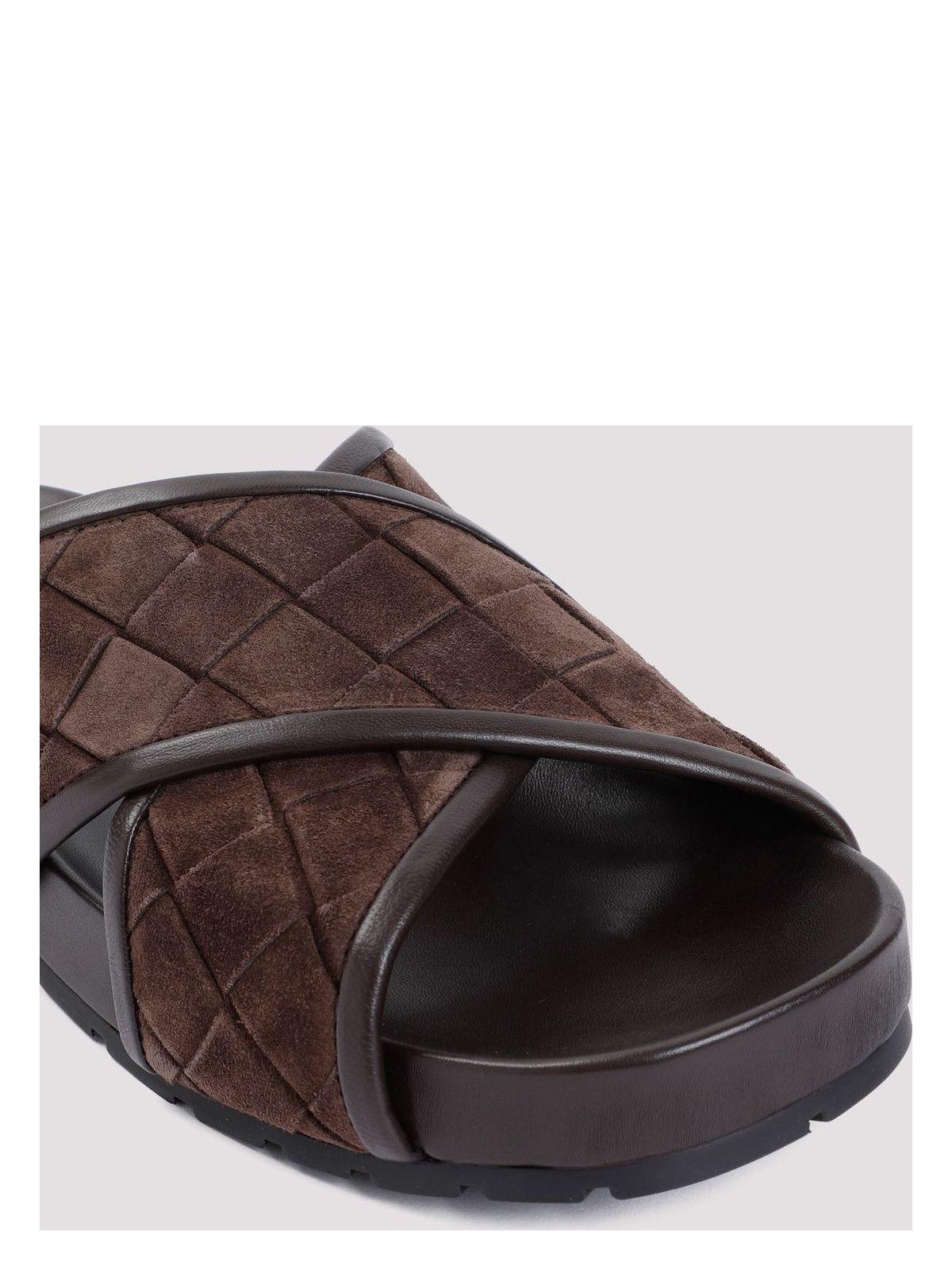サンダル BOTTEGA VENETA Chocolate Suede Tarik Slippers Bottega Veneta Chocolate Suede Tarik Slippers Sandal in