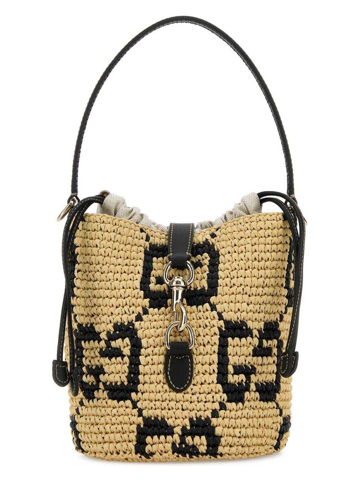 ショルダーバッグ・ポシェット GUCCI EMBROIDERED RAFFIA MINI GG BUCKET BAG Gucci Woven Mini Bucket Bag in Metallic | Lyst