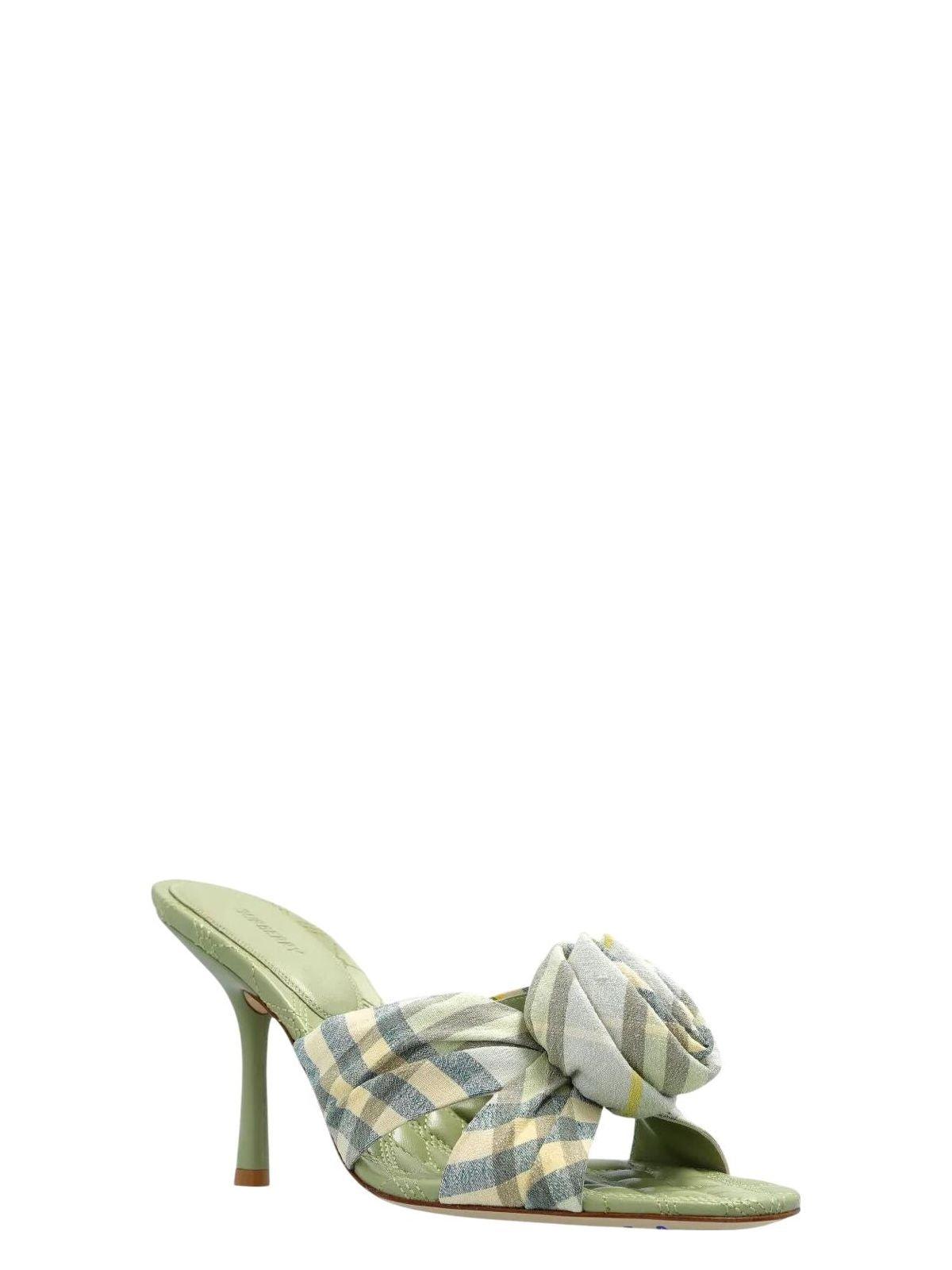 サンダル・ミュール BURBERRY EMBROIDERED FABRIC MEWS MULES Burberry Embroidered Fabric Mews Mules | italist