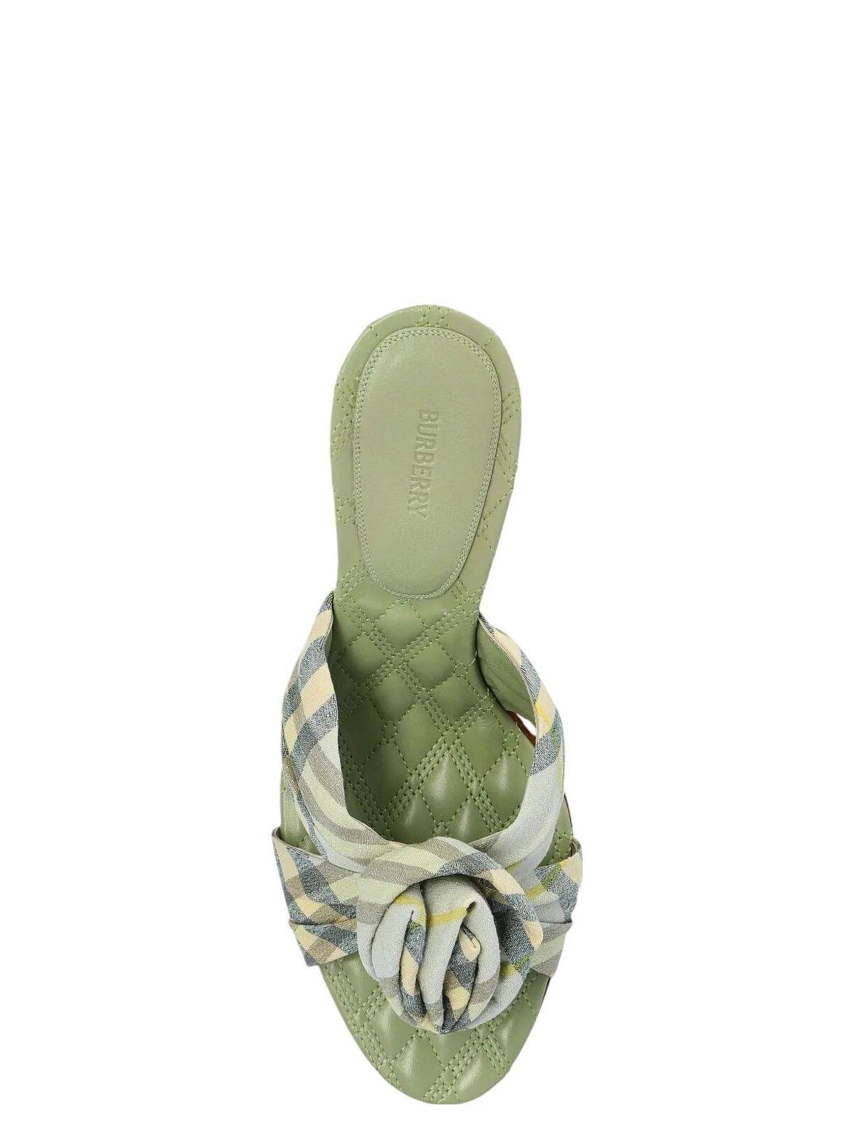 サンダル・ミュール BURBERRY EMBROIDERED FABRIC MEWS MULES Burberry Embroidered Fabric Mews Mules in Metallic | Lyst