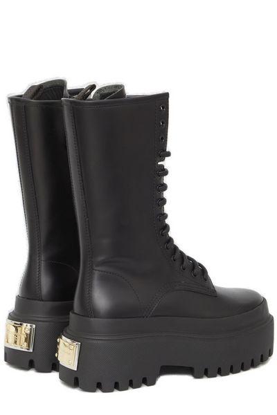 Dolce & Gabbana Logo Plate Leather Boots in Black | Lyst
