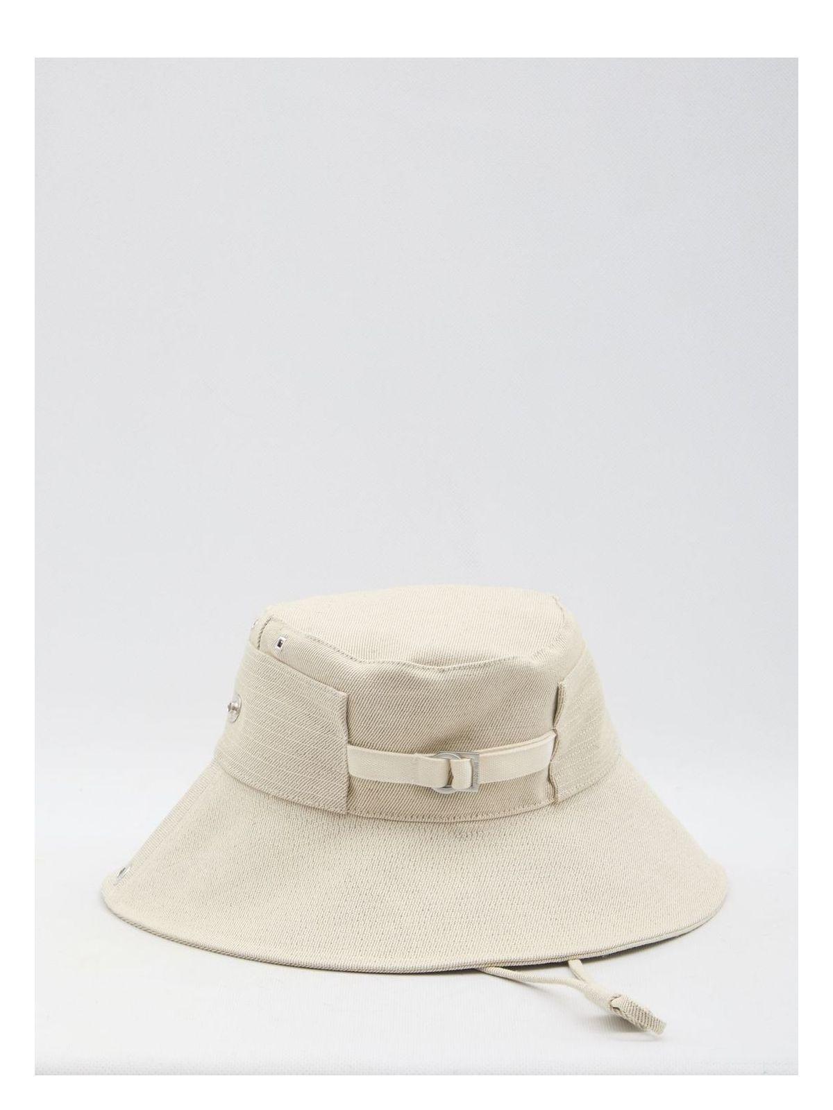 【JACQUEMUS】De-Nimes Bucket Hat ホワイト JACQUEMUS Le Bob De Nimes embellished linen and cotton-blend