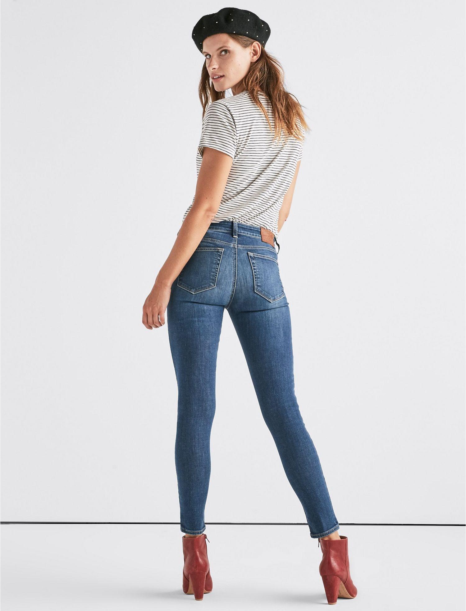 lucky brand ava