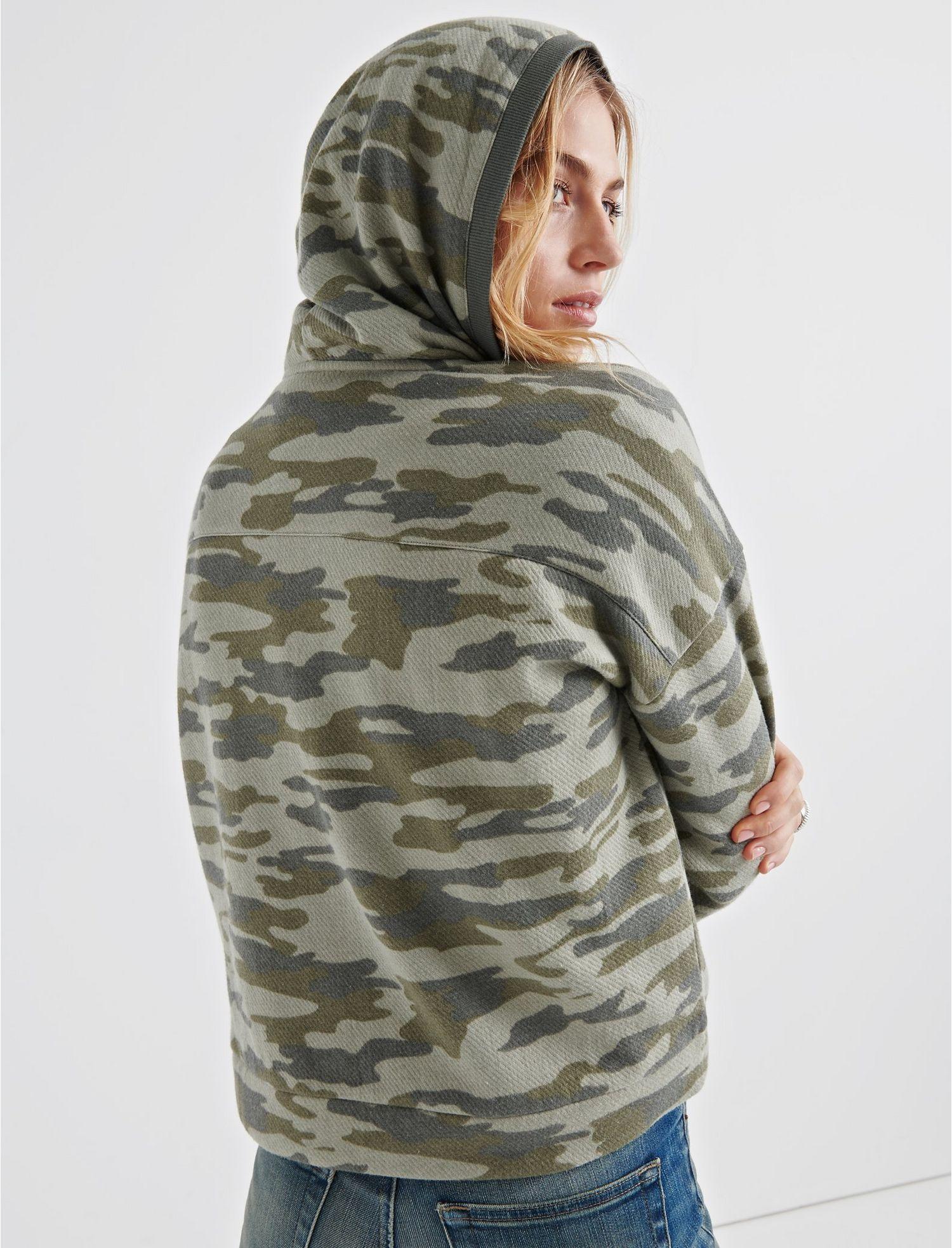 lucky brand camo sweatshirt