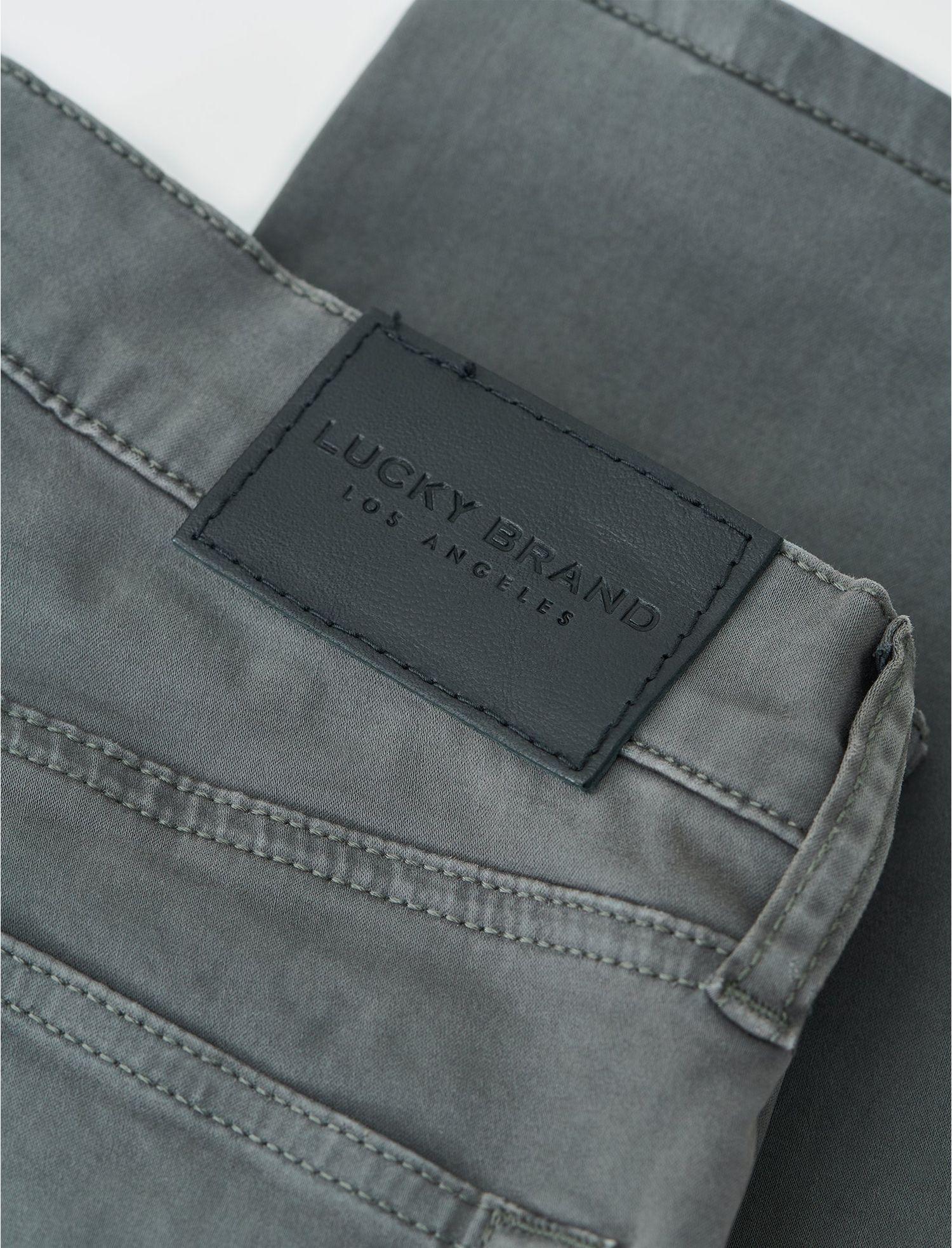 lucky brand 121 slim straight