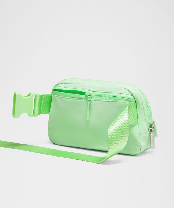 lululemon belt bag paradise green Athletica Everywhere 1L (Tidewater Teal) Neon Green Lululemon Belt Bag
