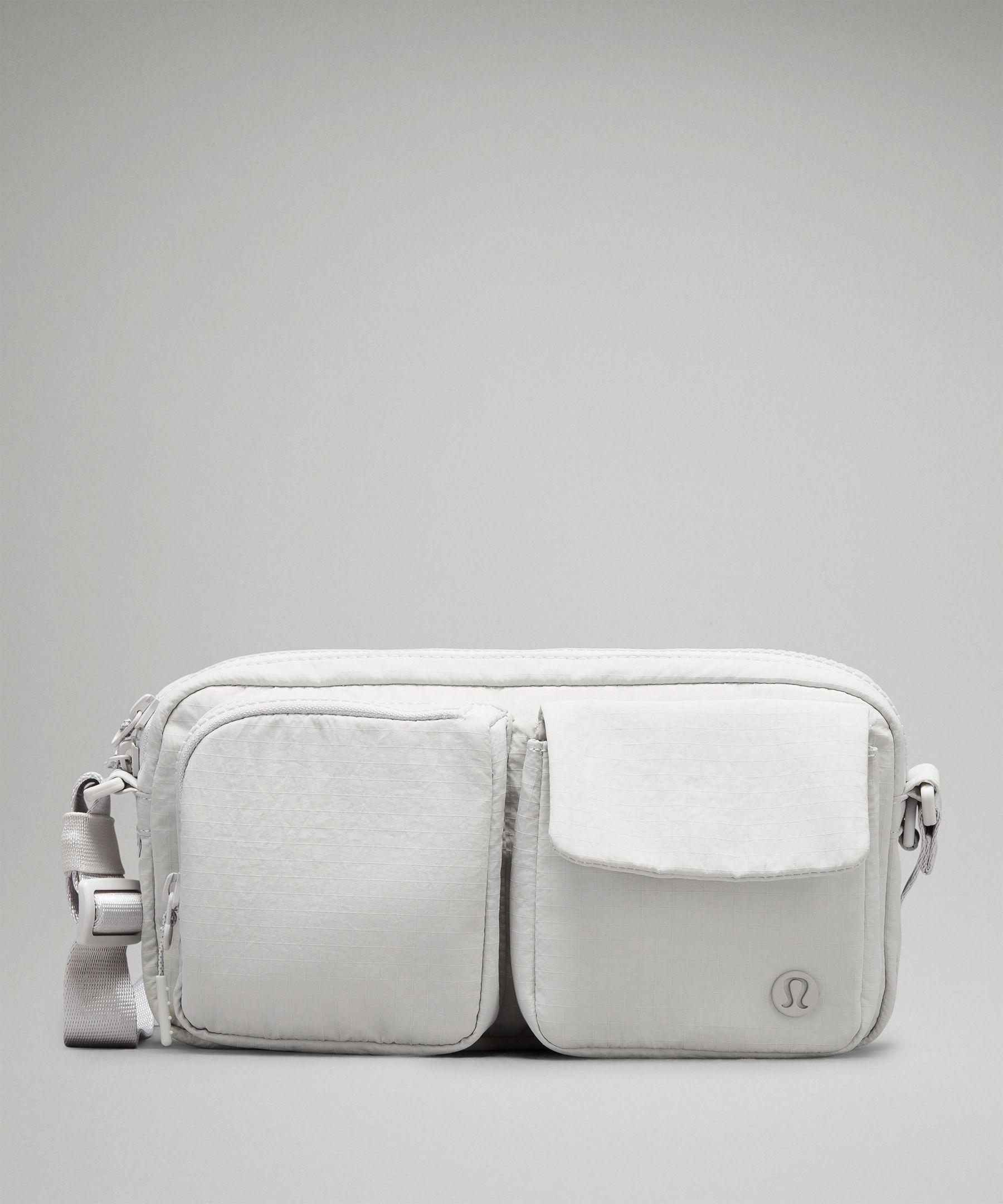 lululemon Multi Pocket Crossbody Bag 2.5L in Gray Lyst