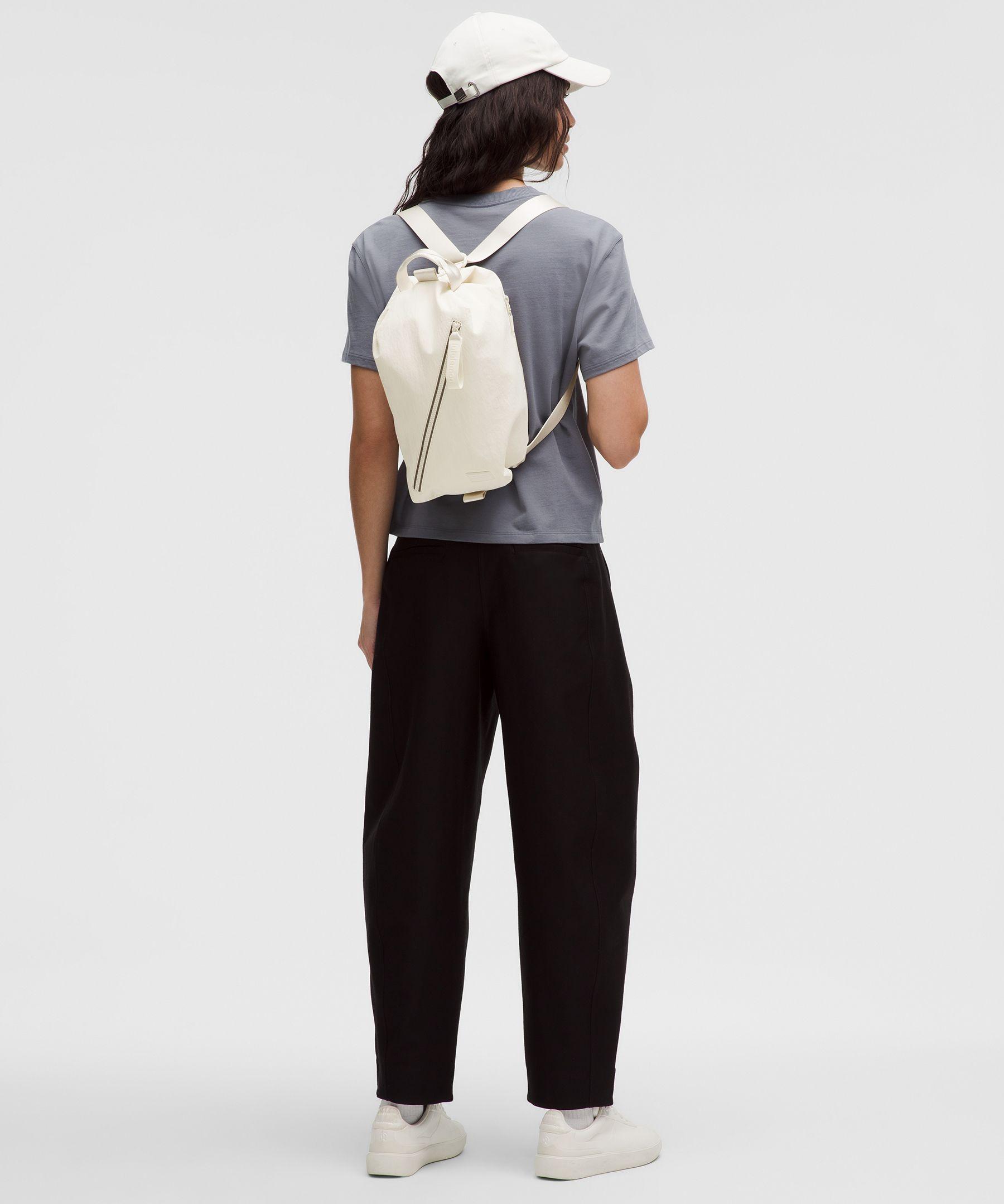lululemon Fast Track Bag 2.0 9L in Natural | Lyst lululemon Fast Track Bag 2.0 9L in Natural | Lyst