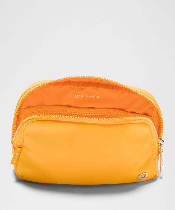 orange lululemon bag Clemson Everywhere Belt Interior Pockets Hold The Essentials Bag Lululemon Yoga Strap Orange