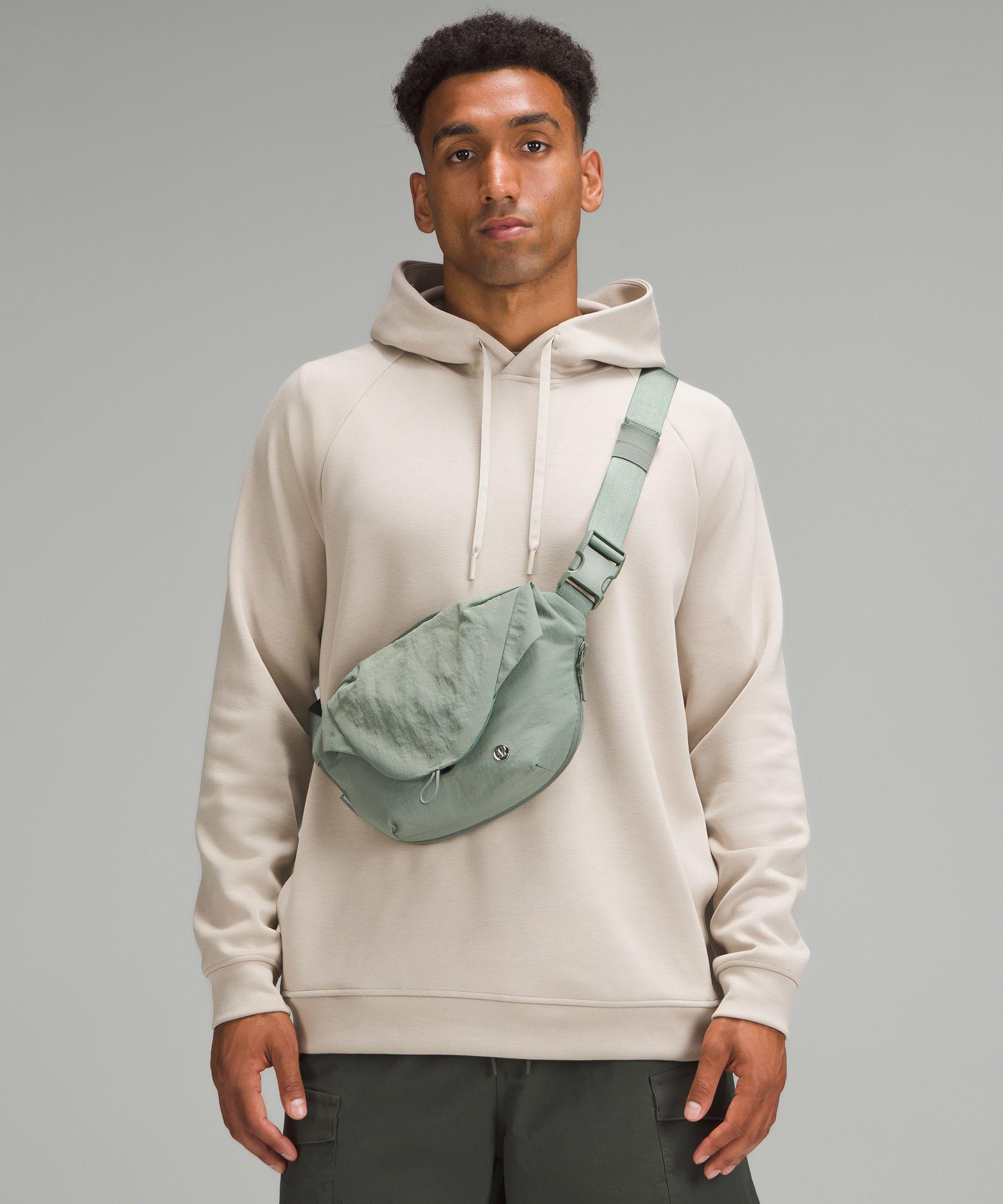 lululemon Curved Crossbody Bag 3L in Green | Lyst