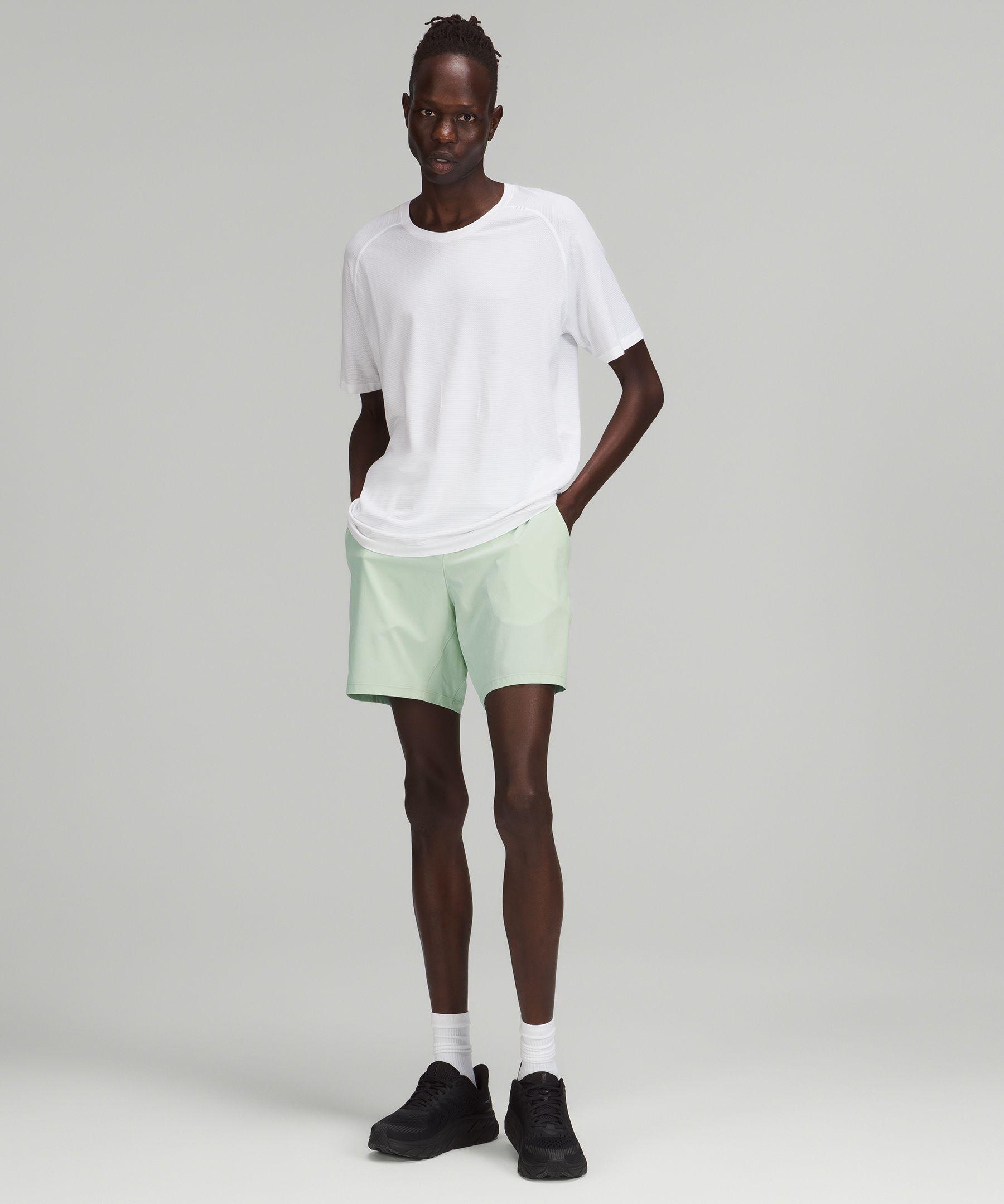White Training Shorts - Men's T.H.E. Linerless Short 7 - Size S | Lululemon
