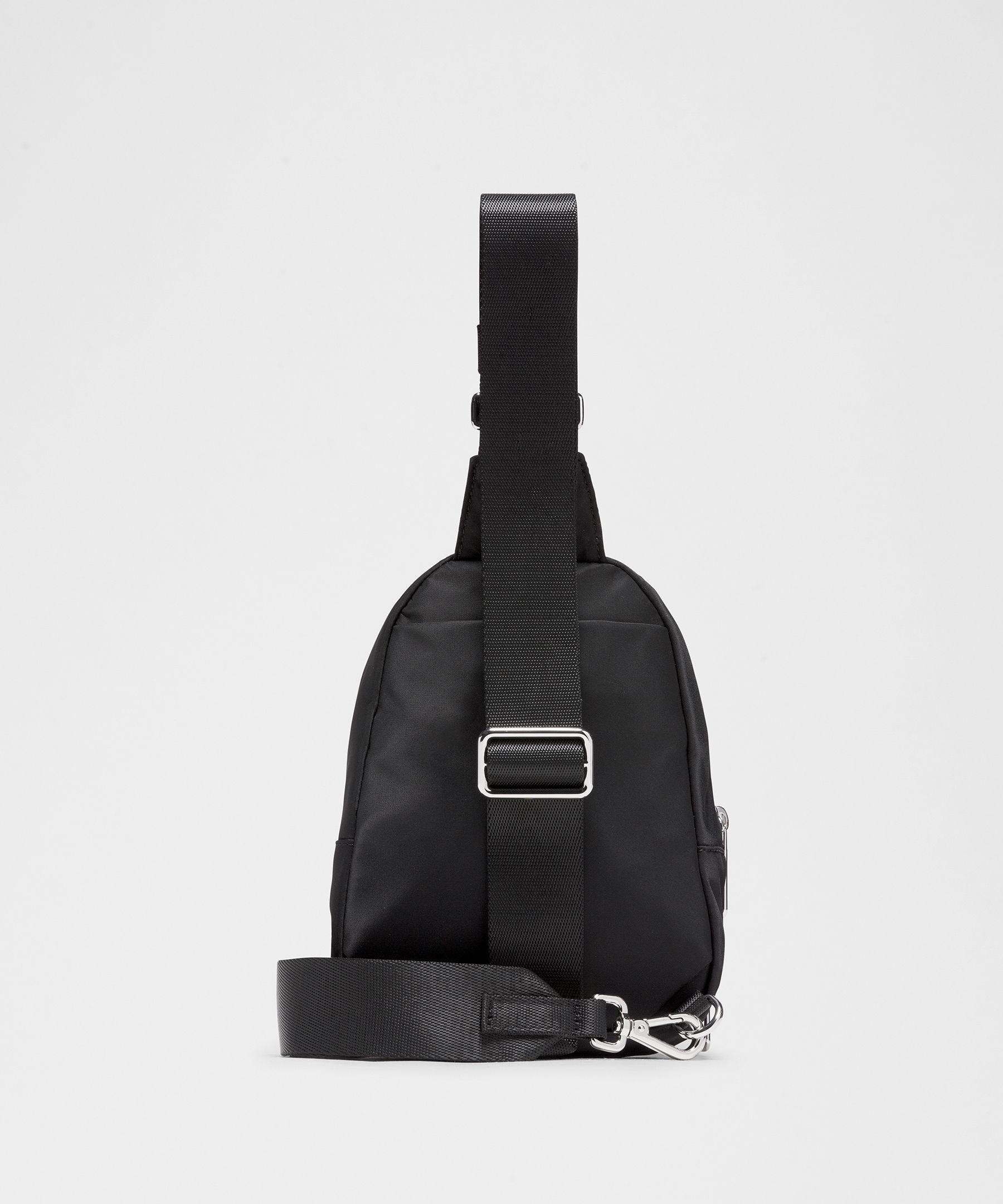 lululemon – Everywhere Sling Bag Small 2L – in Black for Men