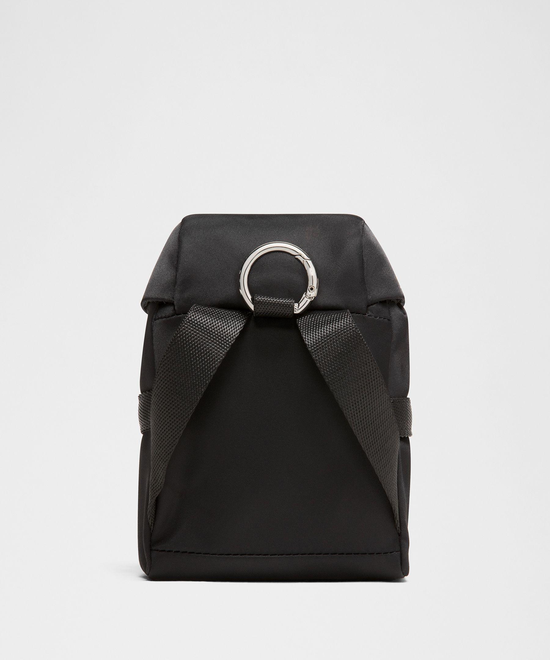 041,NWT lululemon athletica Wunderlust Nano Backpack Lululemon Wunderlust Nano Backpack | Mercari main image 2