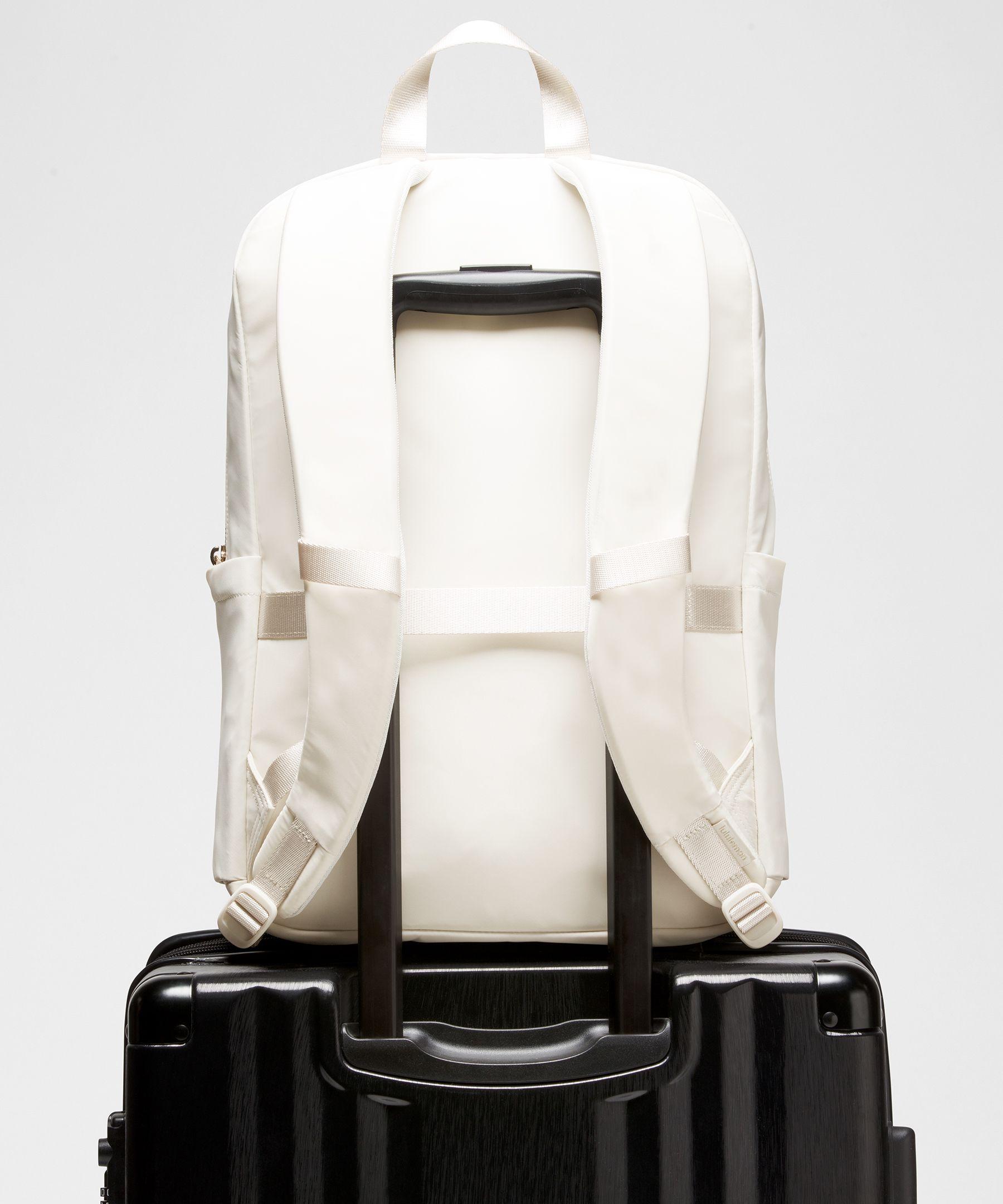 #721 NWT Lululemon Everywhere Backpack 22L White Shell Lt Ivory Shiitake OS Rare ????????? Everywhere Backpack Small 11.5L  main image 3