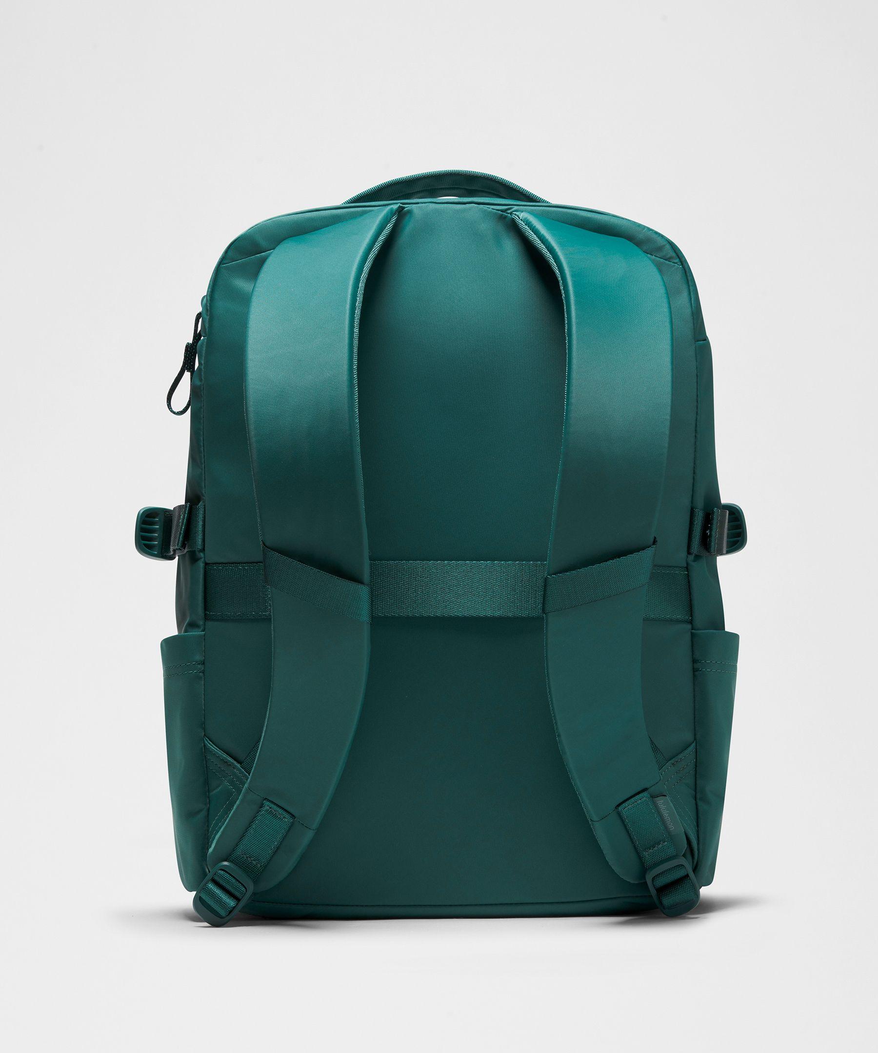 green lululemon backpack New Crew (Army Green) Medium: Buy Online at Best Price in UAE Interior pockets hold the essentials. New Crew Backpack In Green