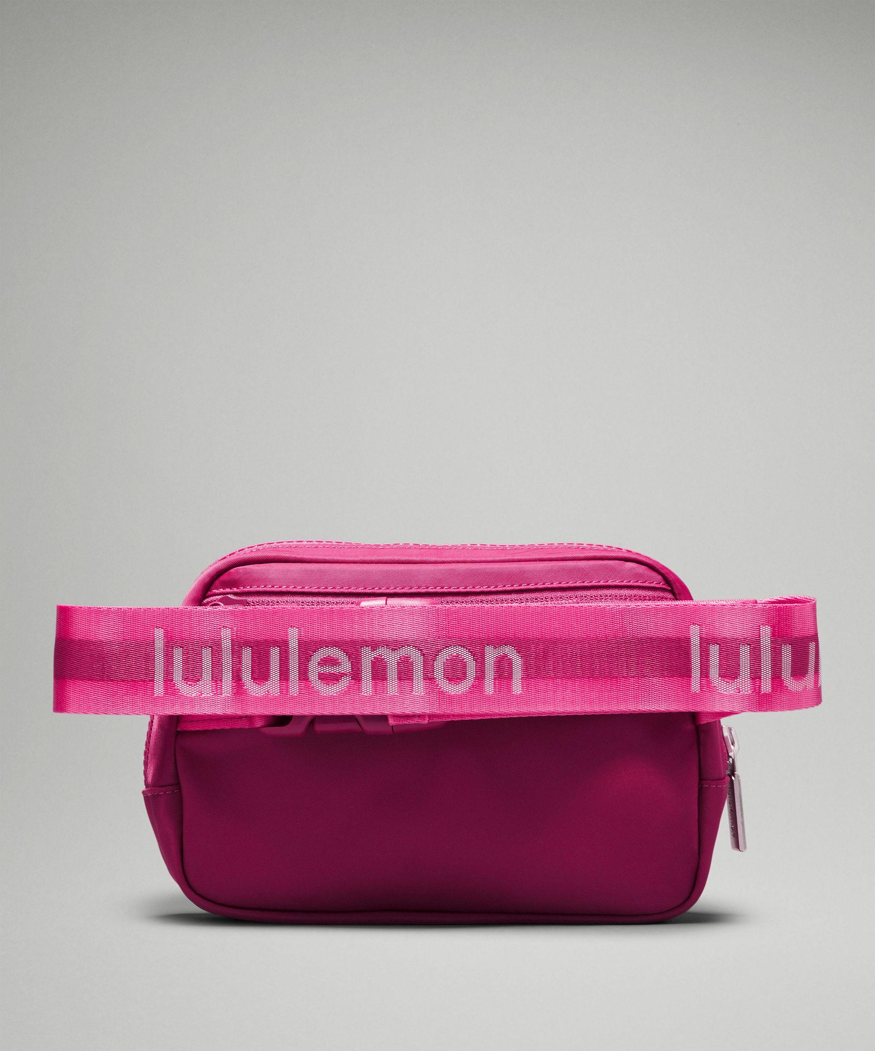 【新品未使用】Lululemon Everywhere belt bagピンク Amazon.com: Lululemon Athletica Everywhere Belt Bag 1L