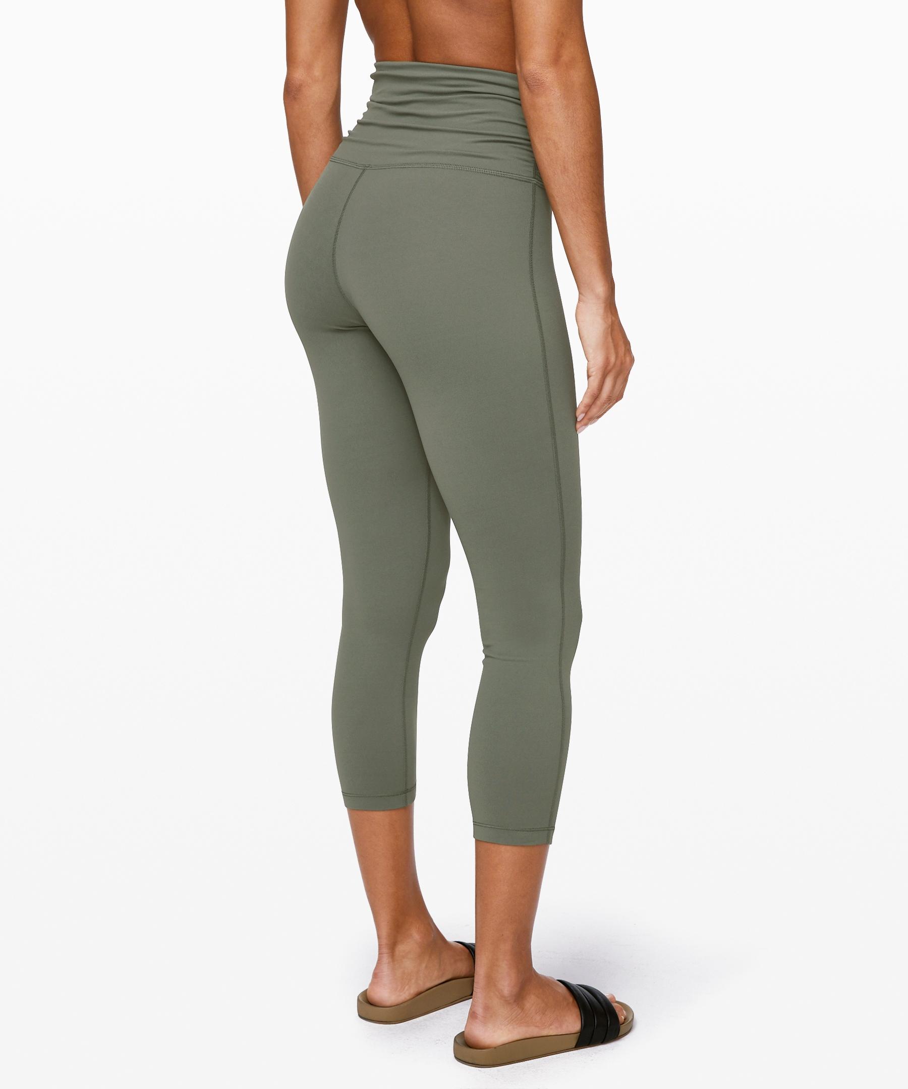 lululemon still crop