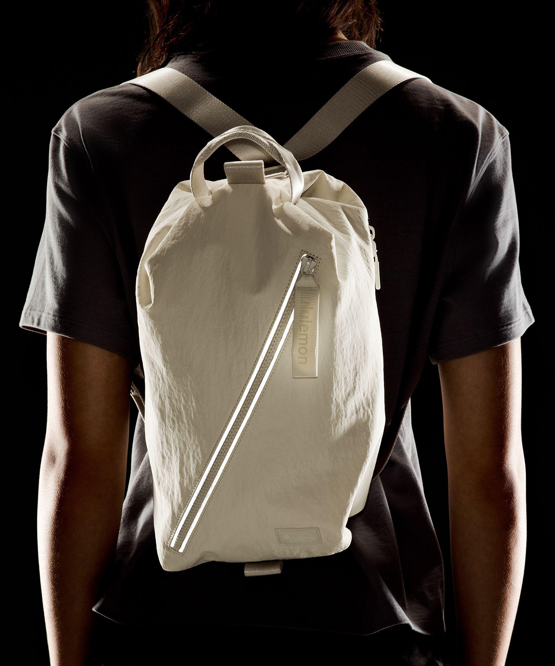lululemon Fast Track Bag 2.0 9L in Natural | Lyst lululemon Fast Track Bag 2.0 9L in Natural | Lyst