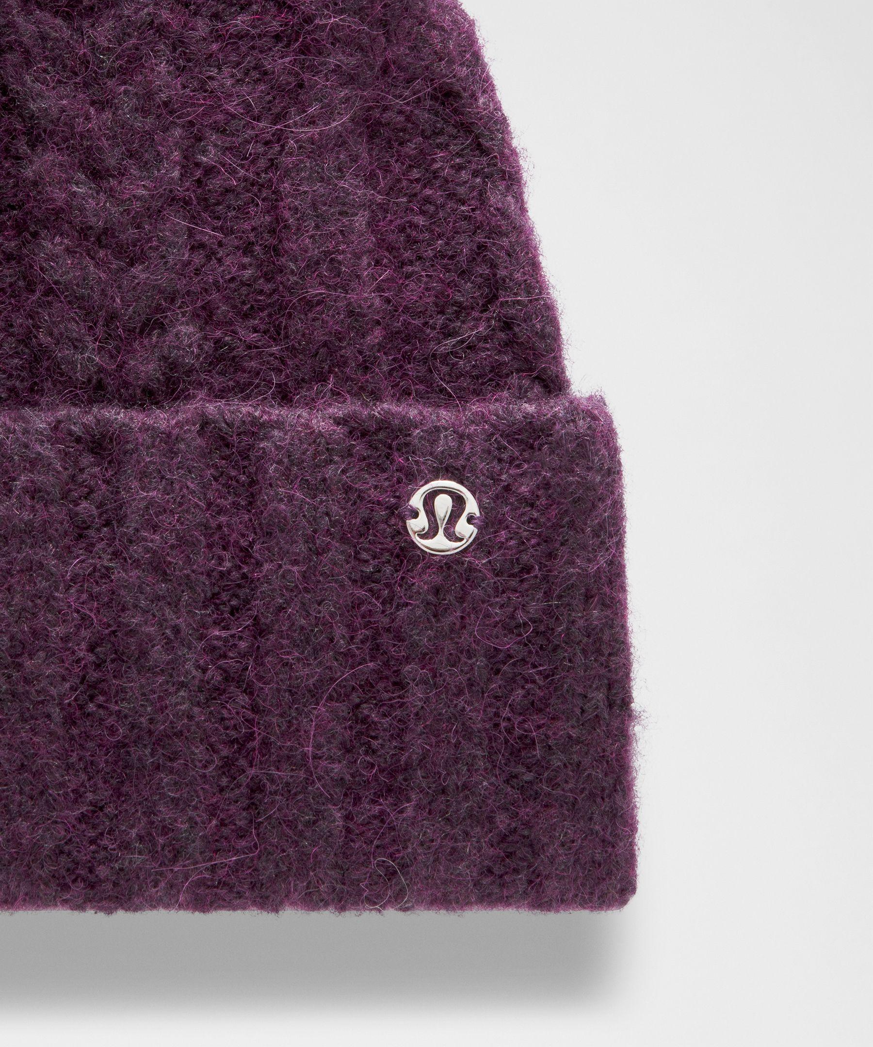 NWT Lululemon Alpaca Wool-Blend Cable-Knit Pom Beanie Heathered Black Plum Alpaca Wool-Blend Cable-Knit Fleece-Lined Pom Beanie  main image 4