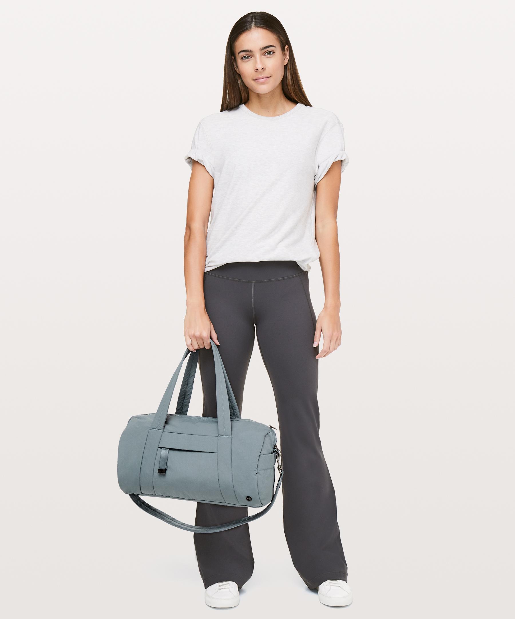 lululemon on my level bolsa