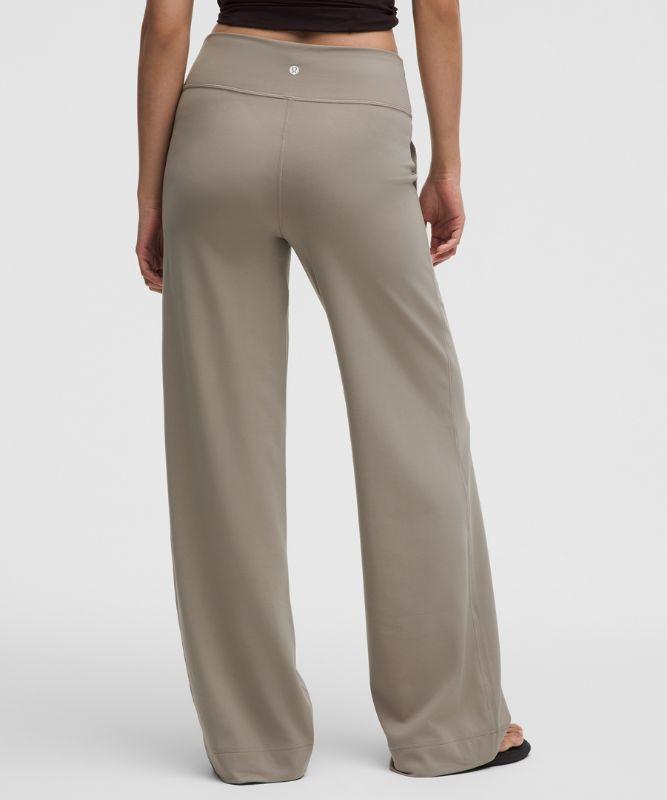 lululemon – Throwback Still Pants – /Khaki – Size Lyst UK - Main Image