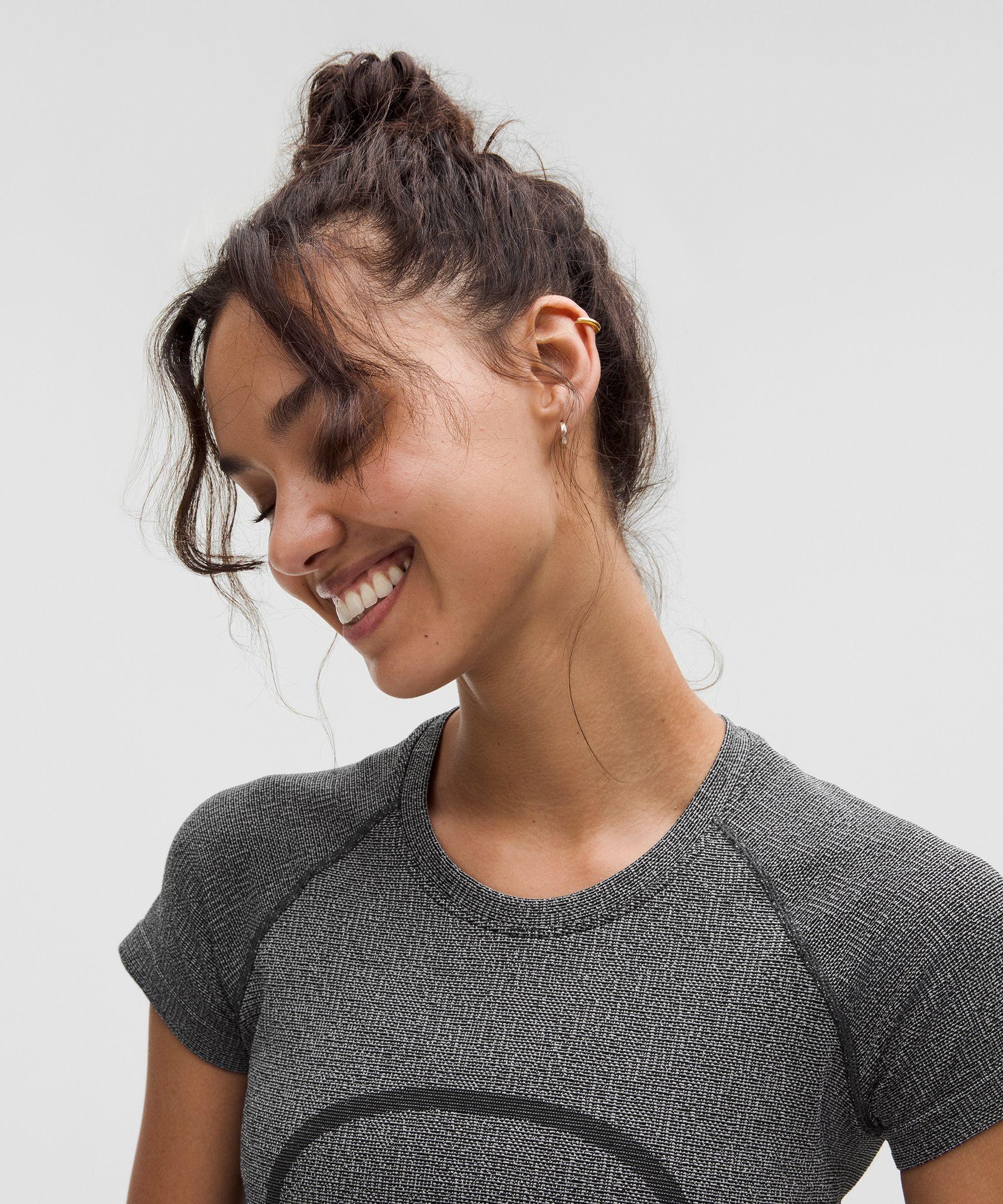 【お気に入り】 Tech Swiftly lululemon Short-Sleeve in Length Hip Shirt.0 トップス
