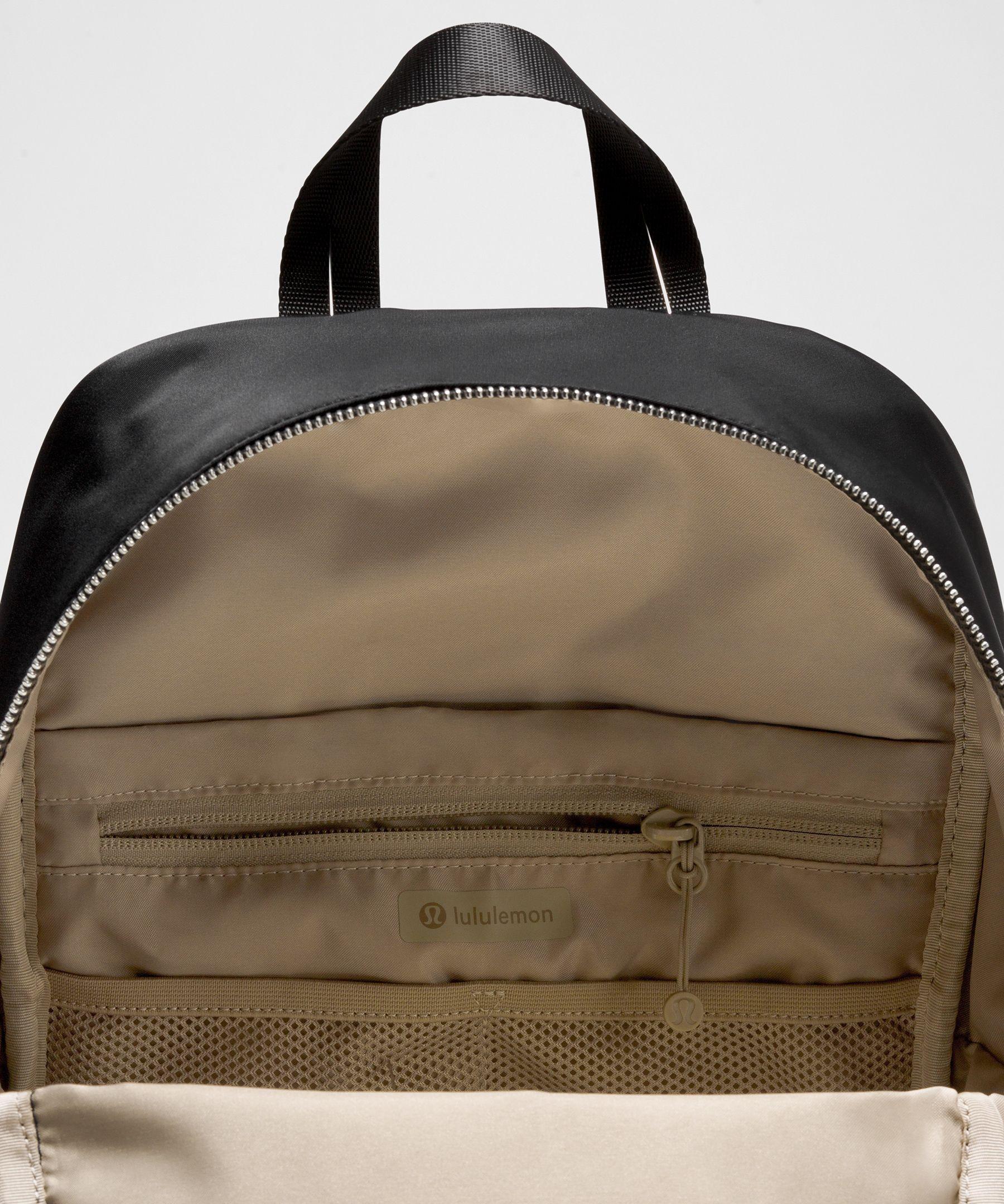 lululemon athletica Black Everywhere Backpack small 11.5 L with Gold Hardware Everywhere Backpack Small 11.5L *Metal Hardware | Men main image 3
