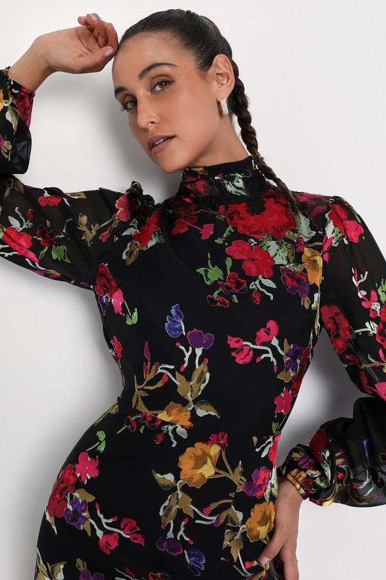 graceful arrival black floral burnout backless maxi dress Women's Stay Loud Metallic Abstract Mini Dress in Black/Silver main image 1