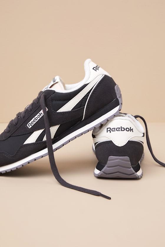 Reebok Classic Az Washed And Chalk Suede Leather Sneakers in Black