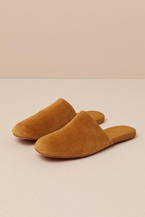 Matisse Pallenberg Velvet Flat Mule Slides in Natural Lyst UK
